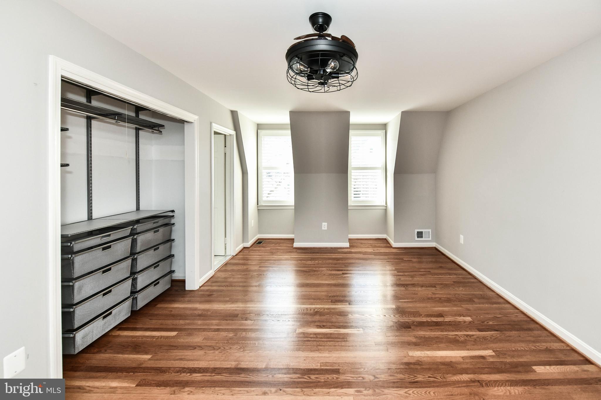 KINGS MANOR TOWNE HOUSES - Residential Lease