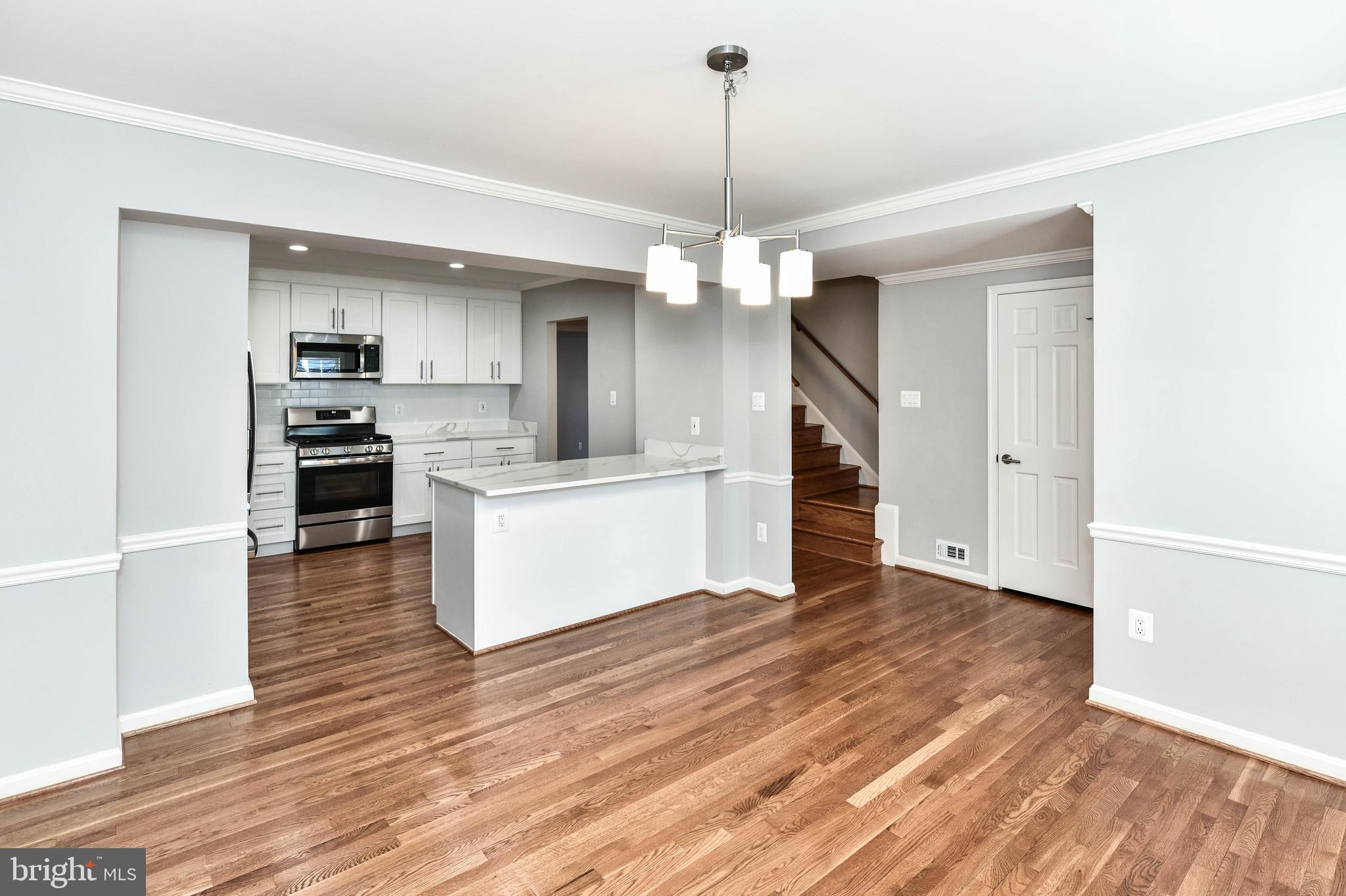 KINGS MANOR TOWNE HOUSES - Residential Lease