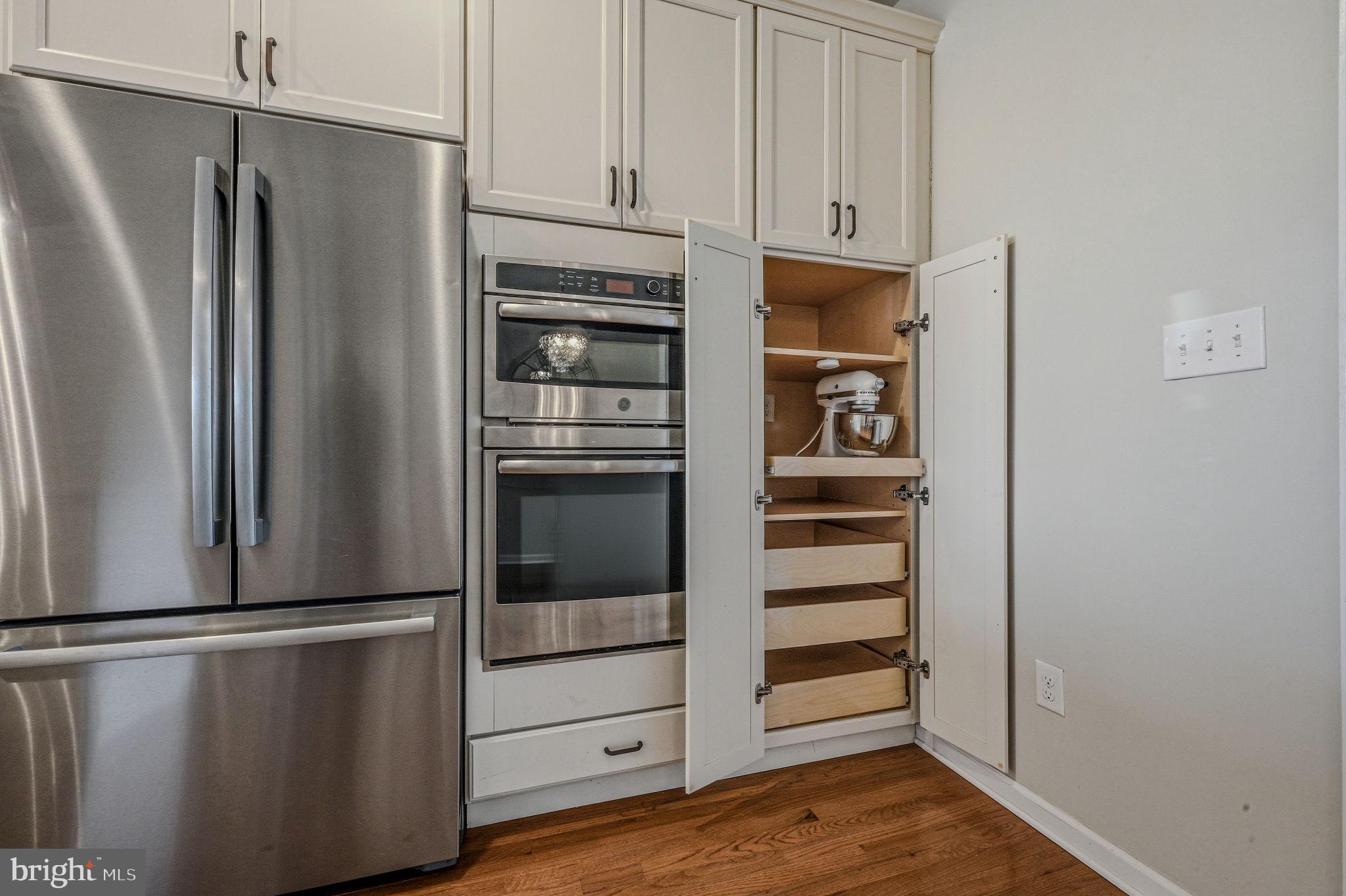 VILLAGE OF BAYBERRY - Residential