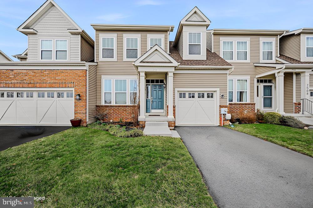 VILLAGE OF BAYBERRY - Residential