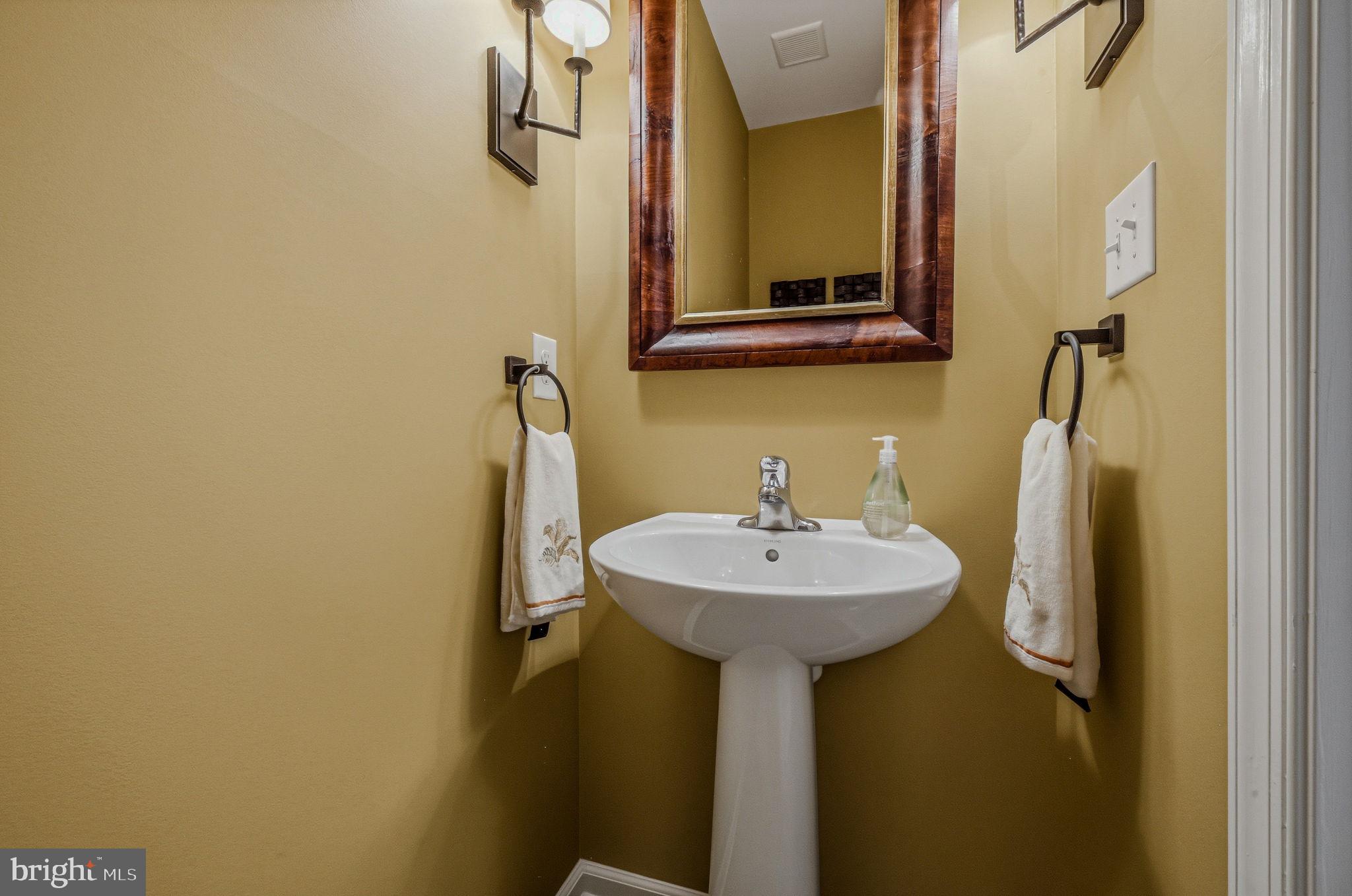 VILLAGE OF BAYBERRY - Residential