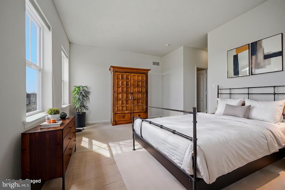 VILLAGE OF BAYBERRY - Residential