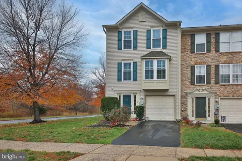 407 Anthony Court, North Wales, PA MLS: PAMC2161338