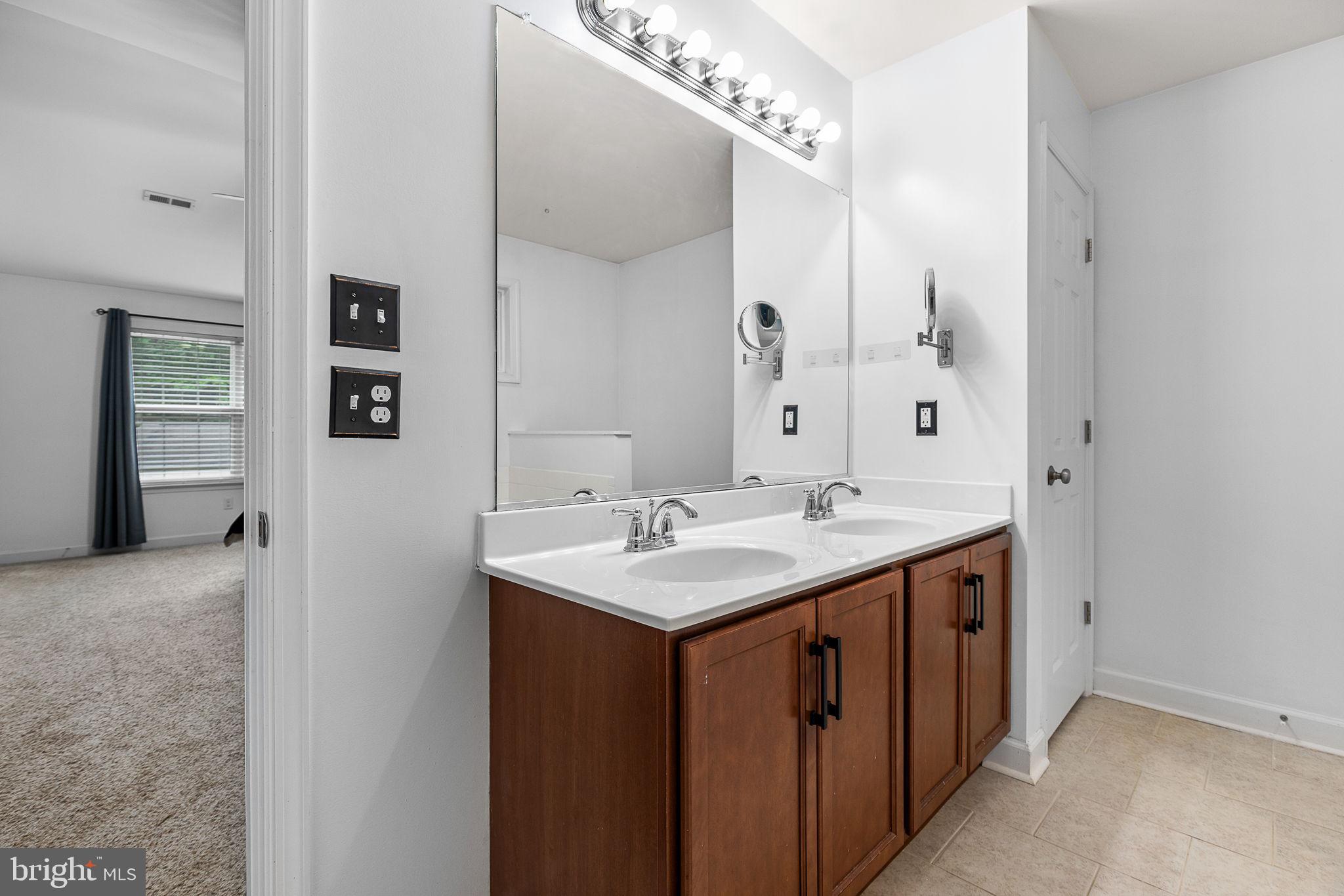 STONEMILL - Residential