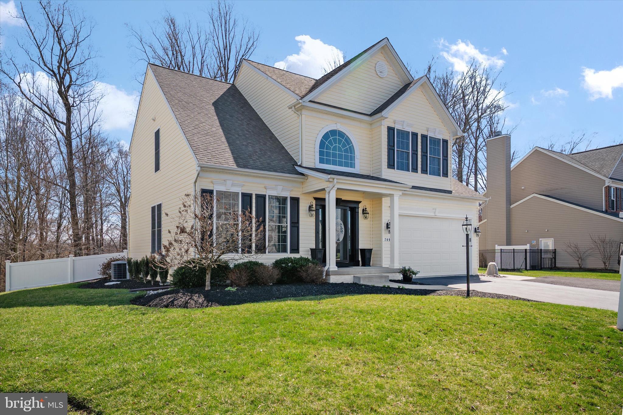 NORTH BROOK - Residential