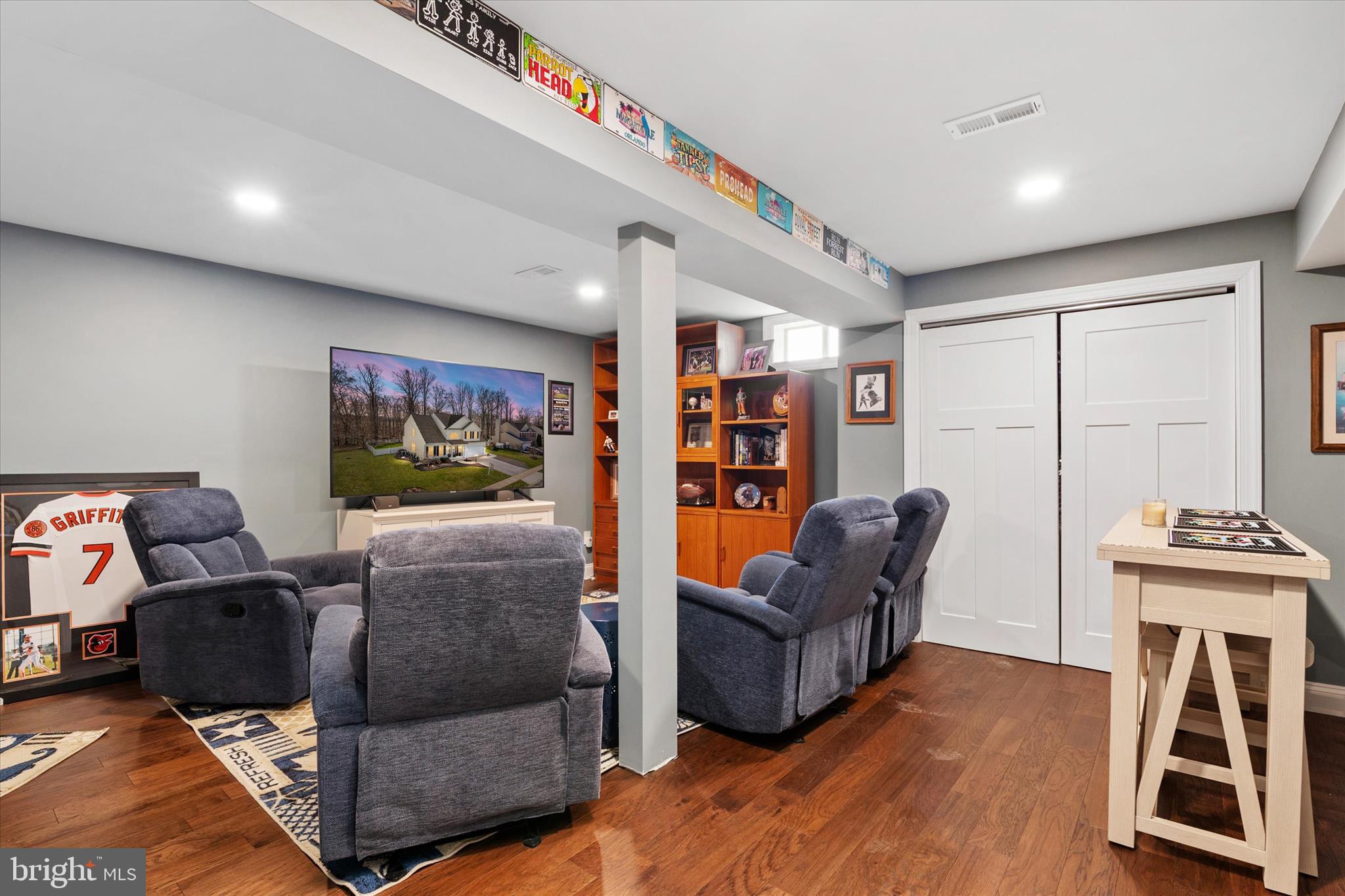 NORTH BROOK - Residential