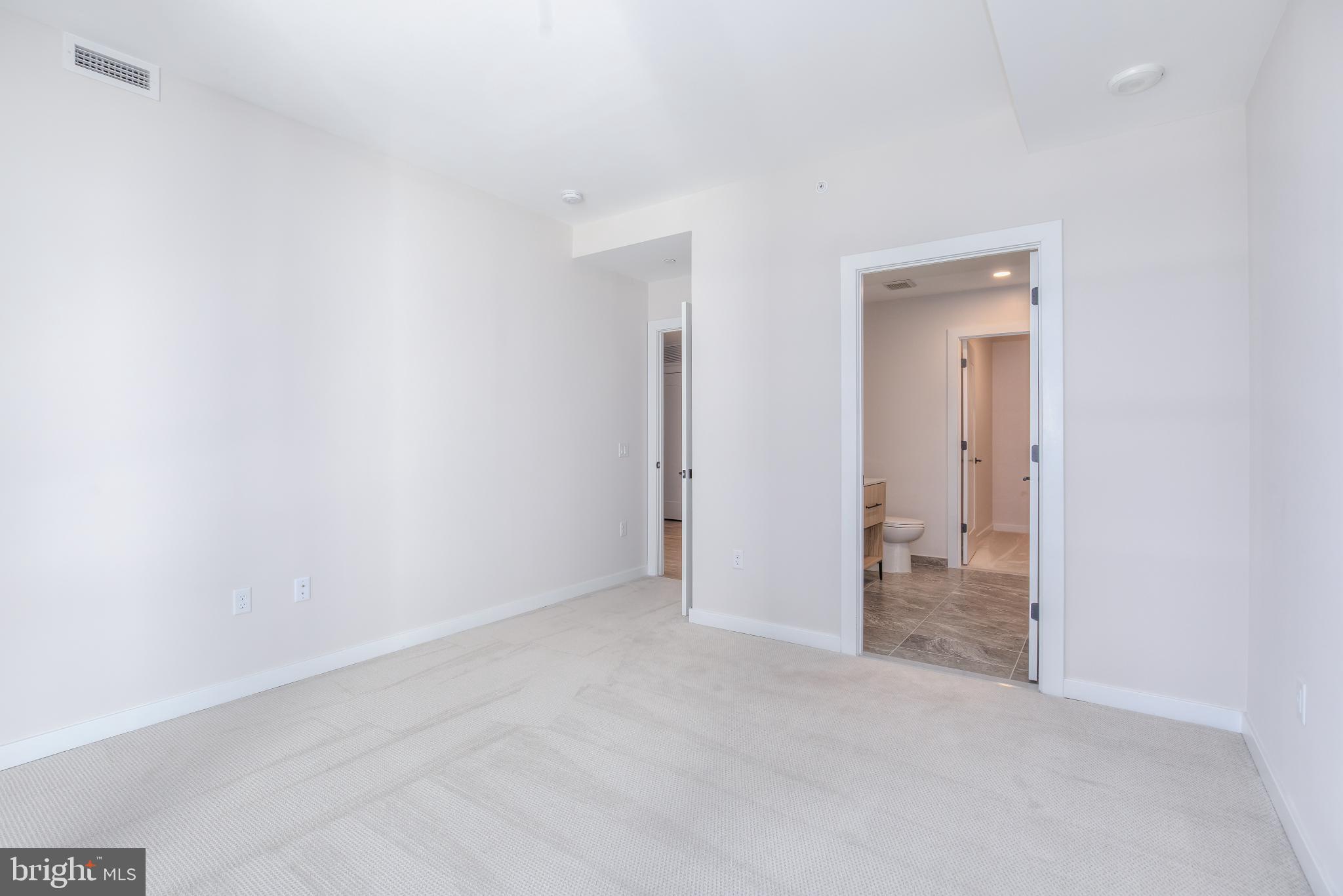 FALLS CHURCH CITY - Residential