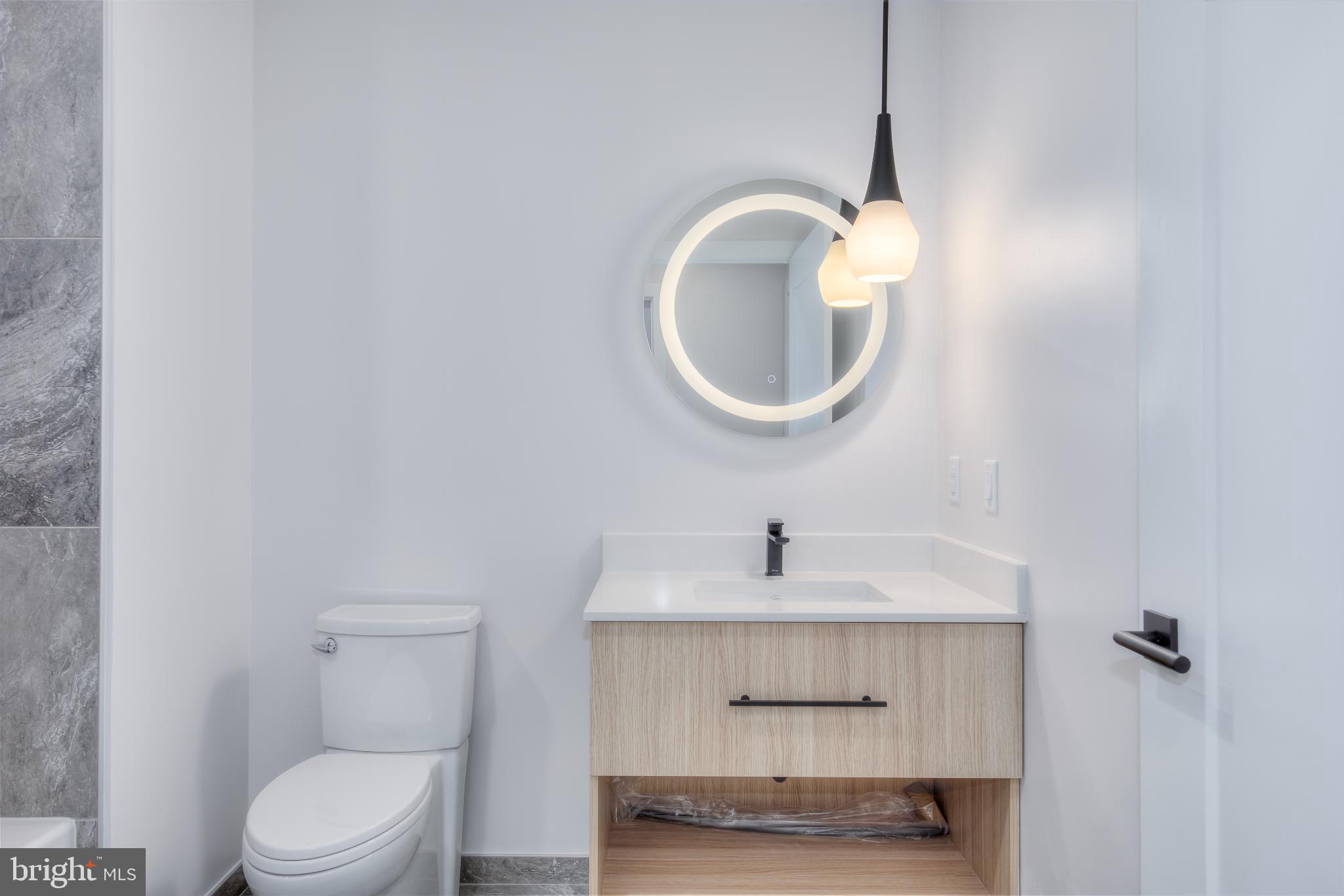 FALLS CHURCH CITY - Residential