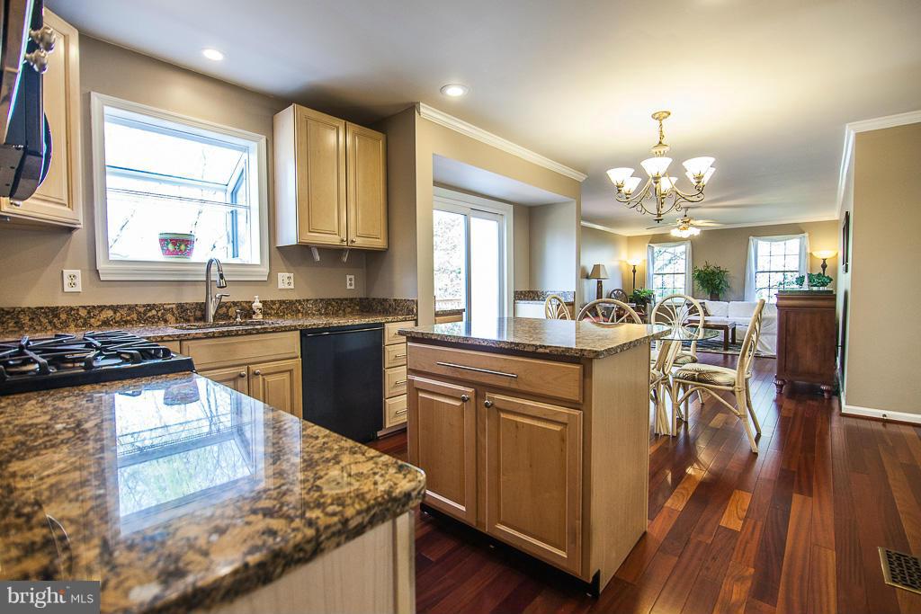 BLOOMINGDALE HEIGHTS - Residential