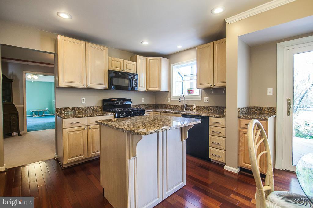 BLOOMINGDALE HEIGHTS - Residential