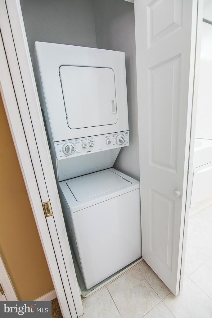 BLOOMINGDALE HEIGHTS - Residential