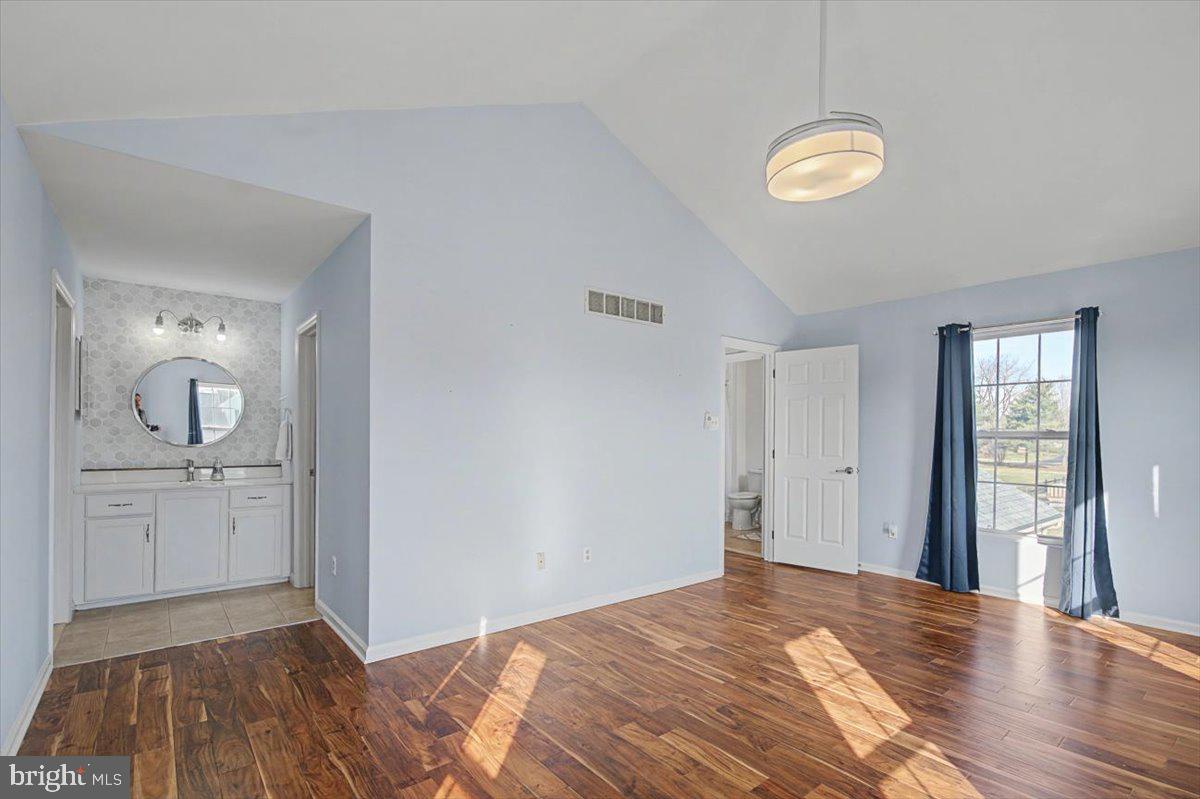 MISTY VALE FARM - Residential