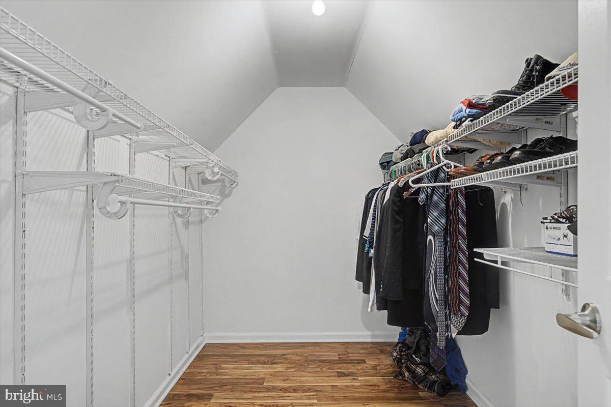 MISTY VALE FARM - Residential