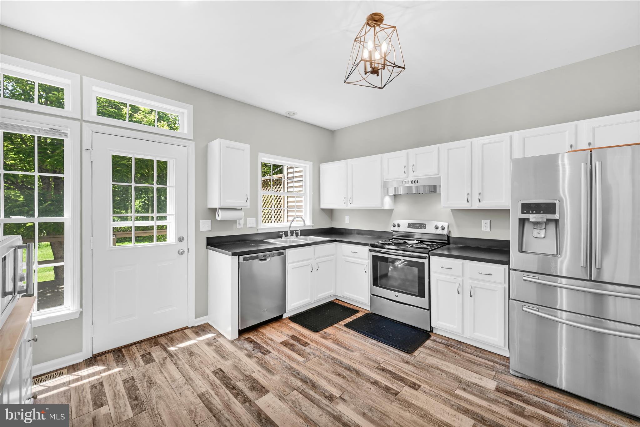 BROOKSIDE - Residential