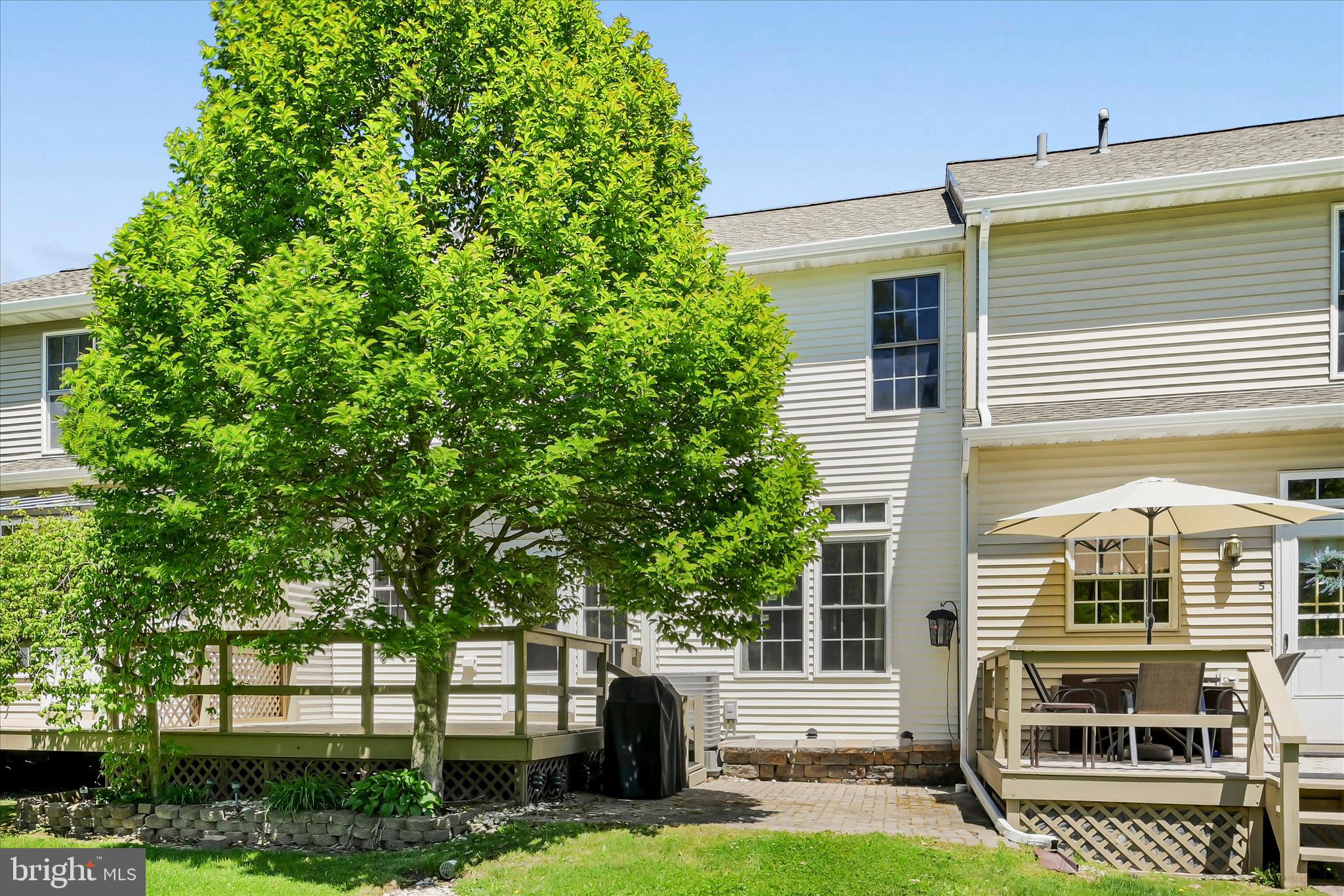 BROOKSIDE - Residential