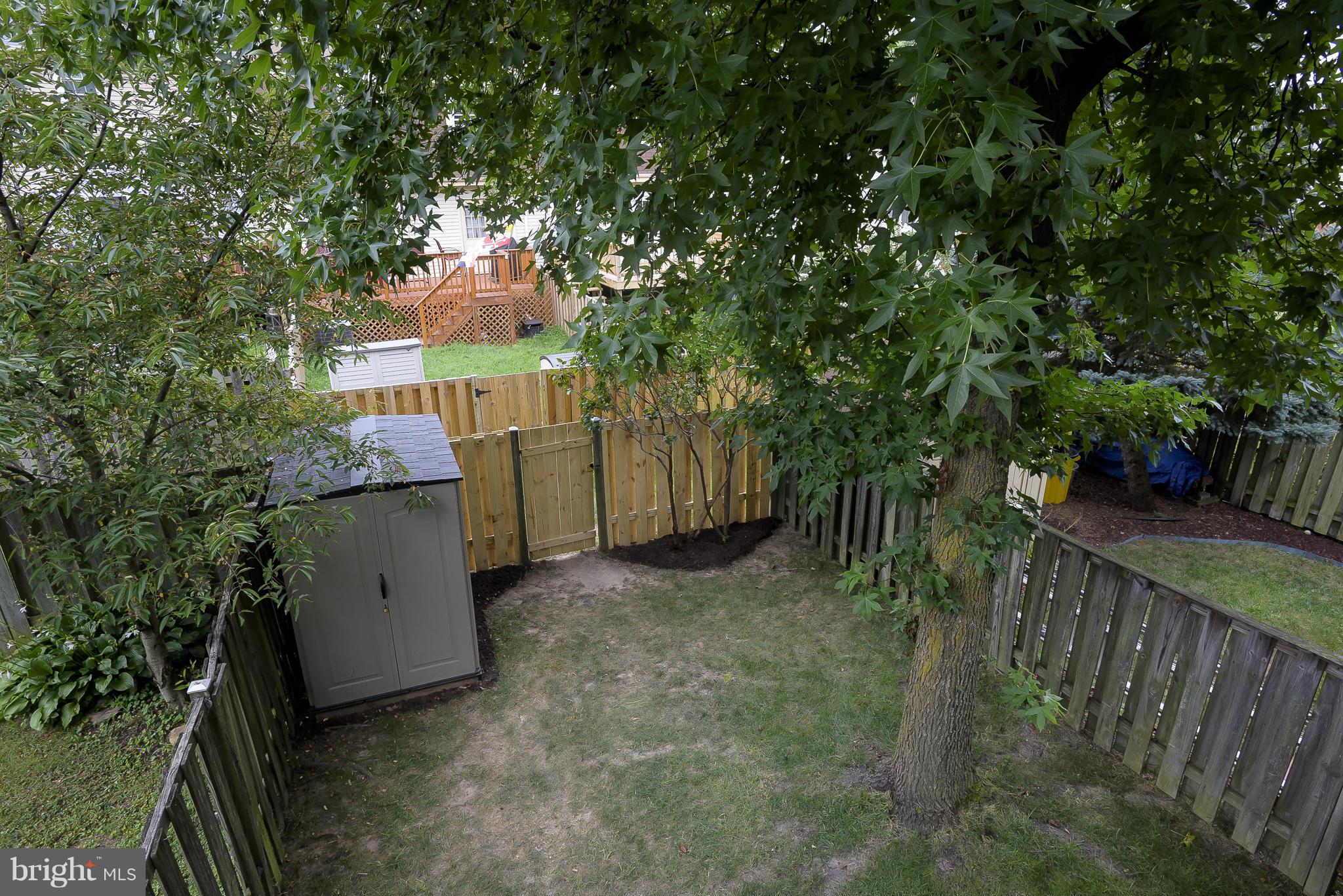 ELIZABETHS LANDING - Residential