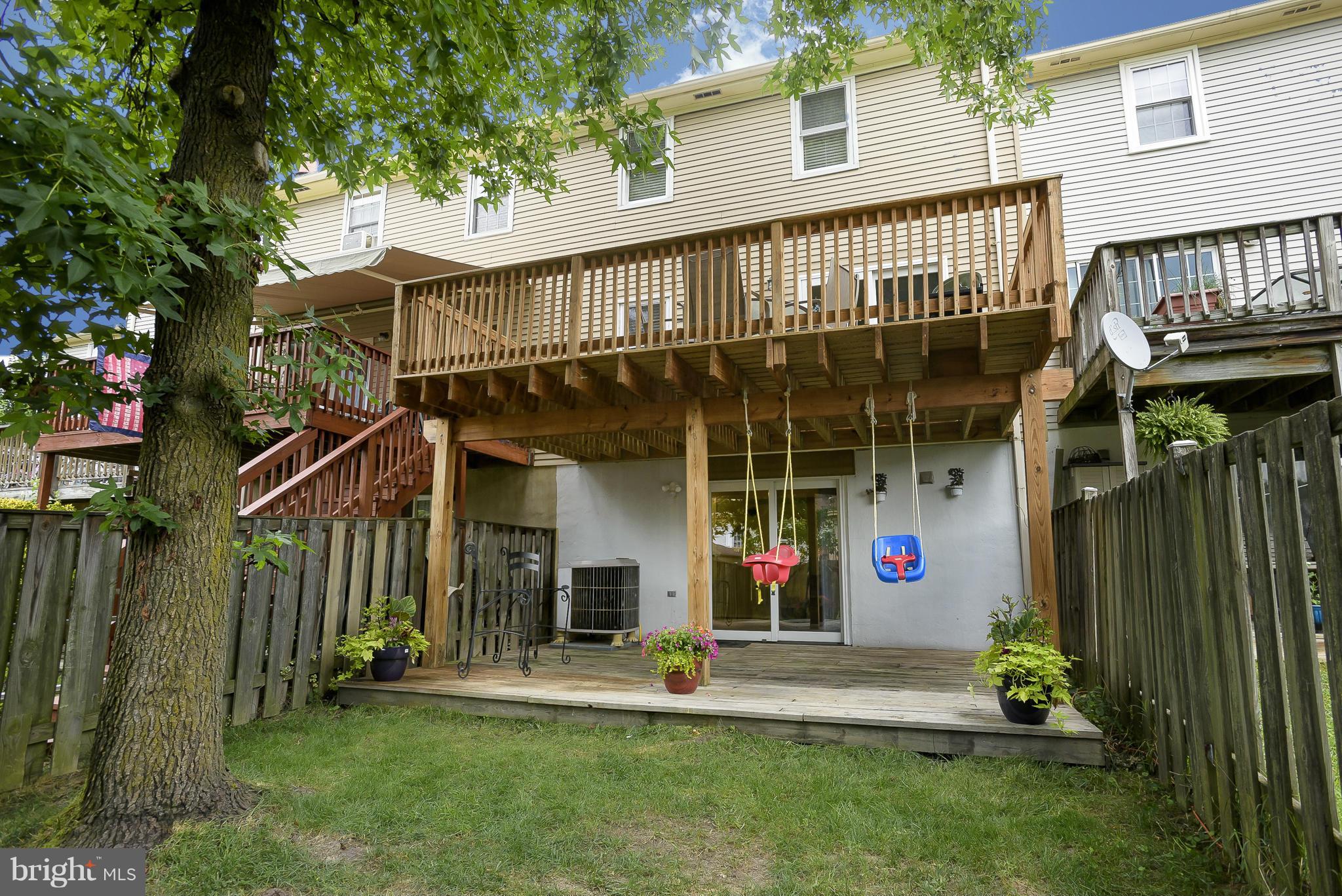 ELIZABETHS LANDING - Residential