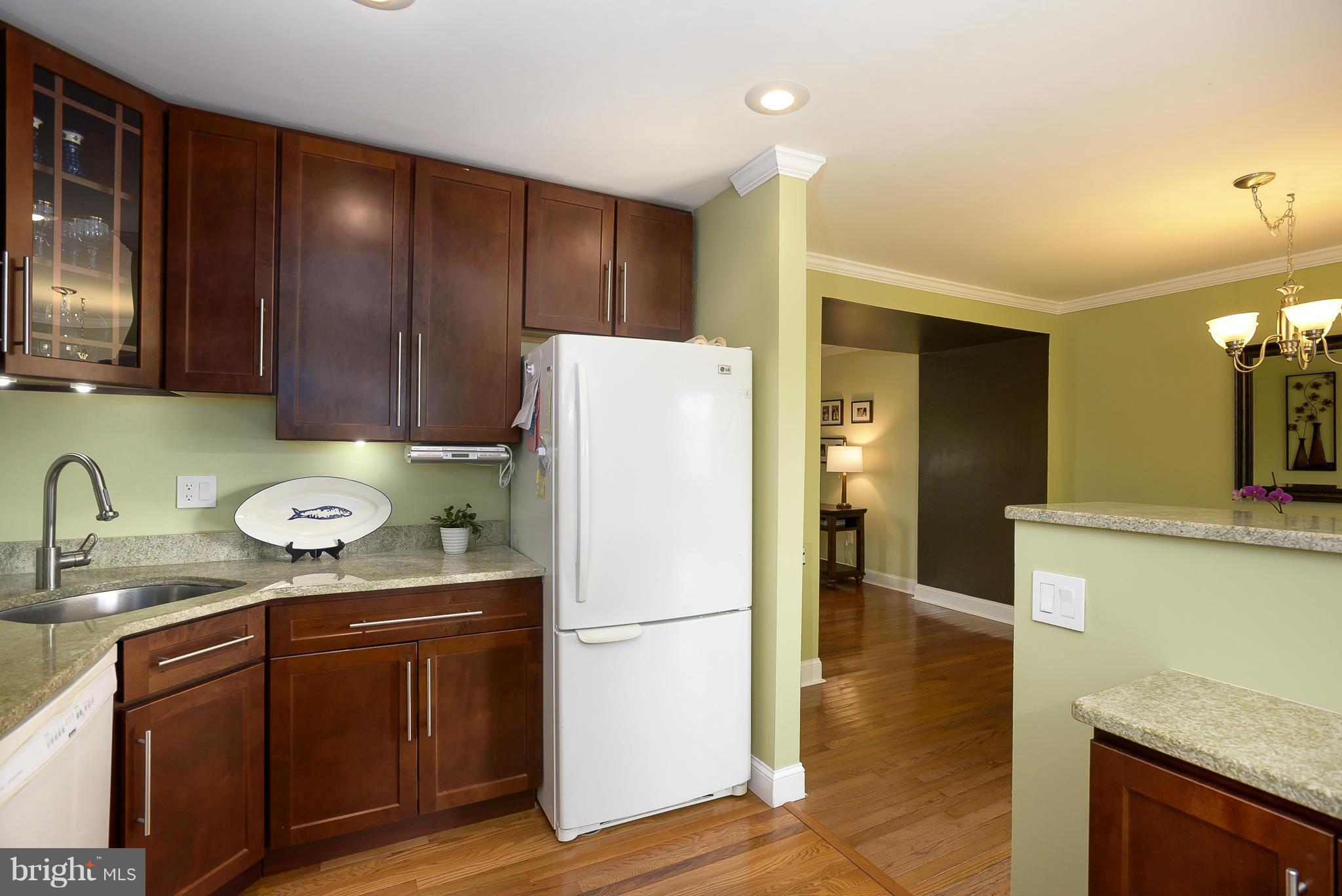 ELIZABETHS LANDING - Residential