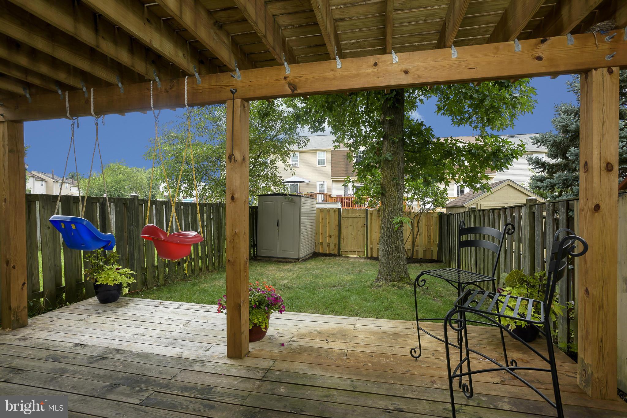 ELIZABETHS LANDING - Residential