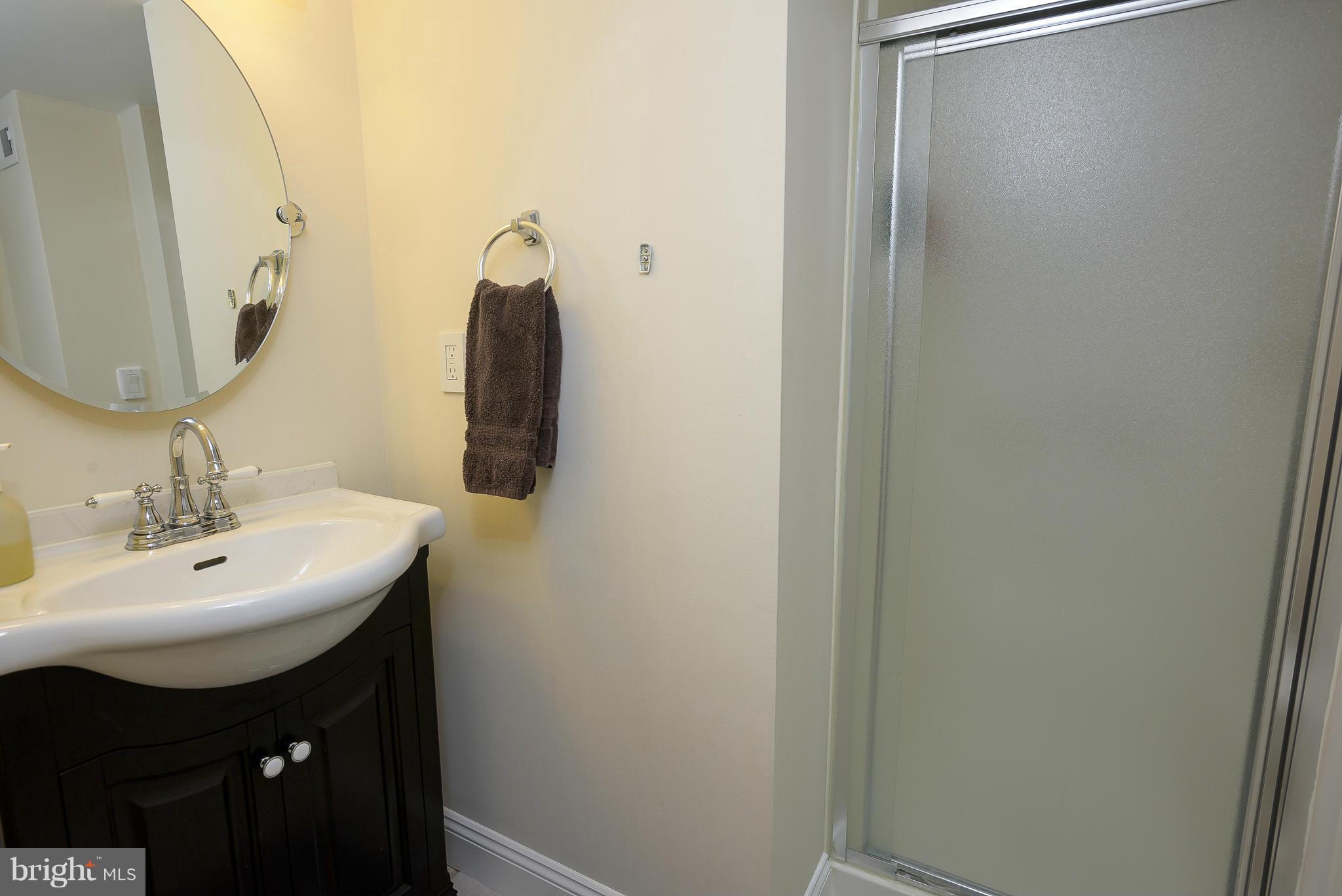 ELIZABETHS LANDING - Residential