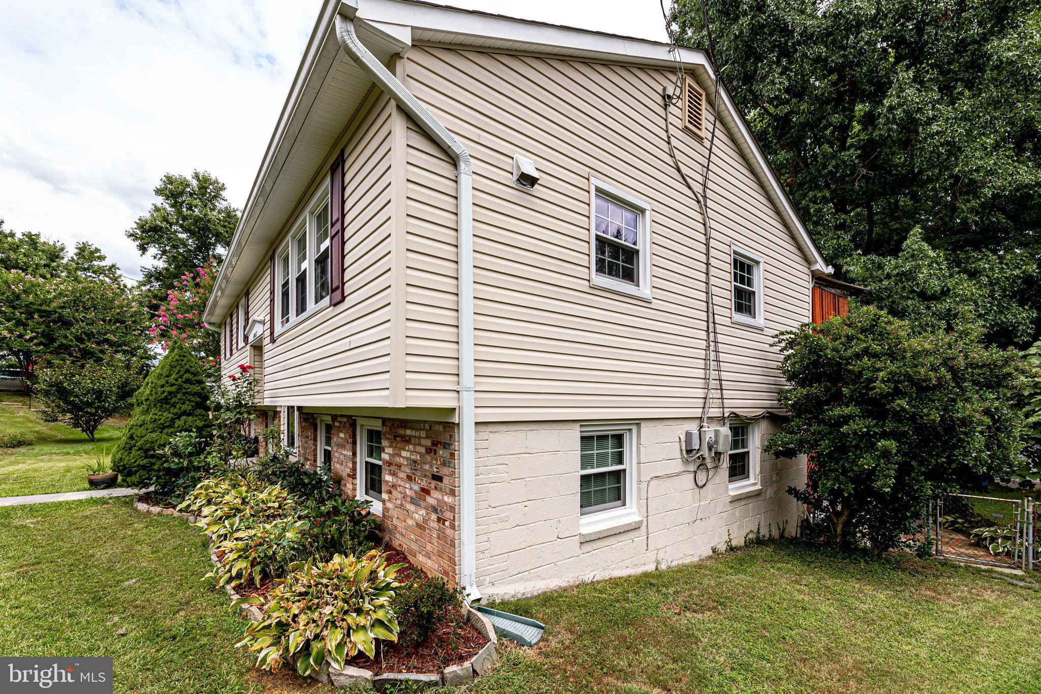 MAPLE GROVE ESTATES - Residential