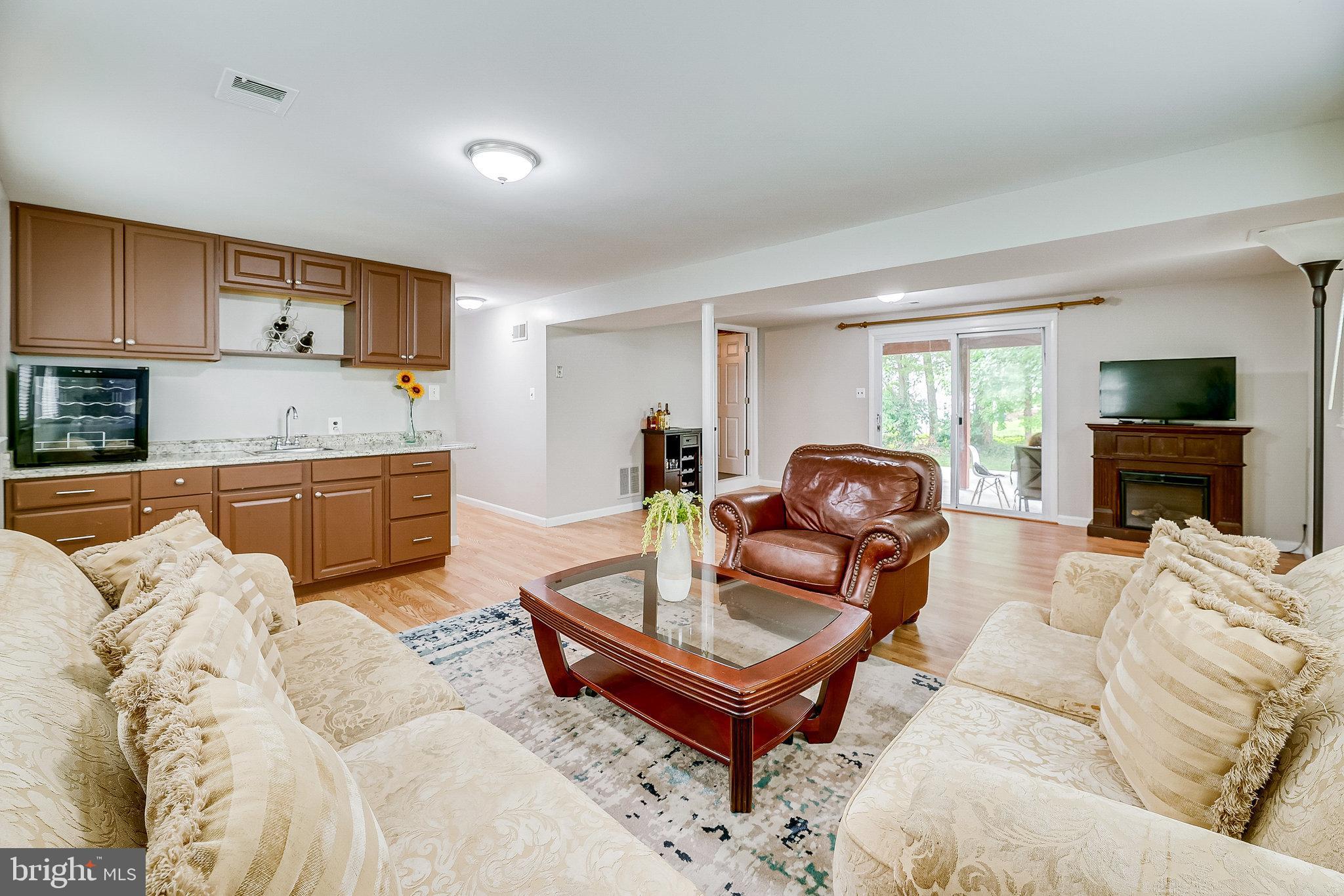 MAPLE GROVE ESTATES - Residential