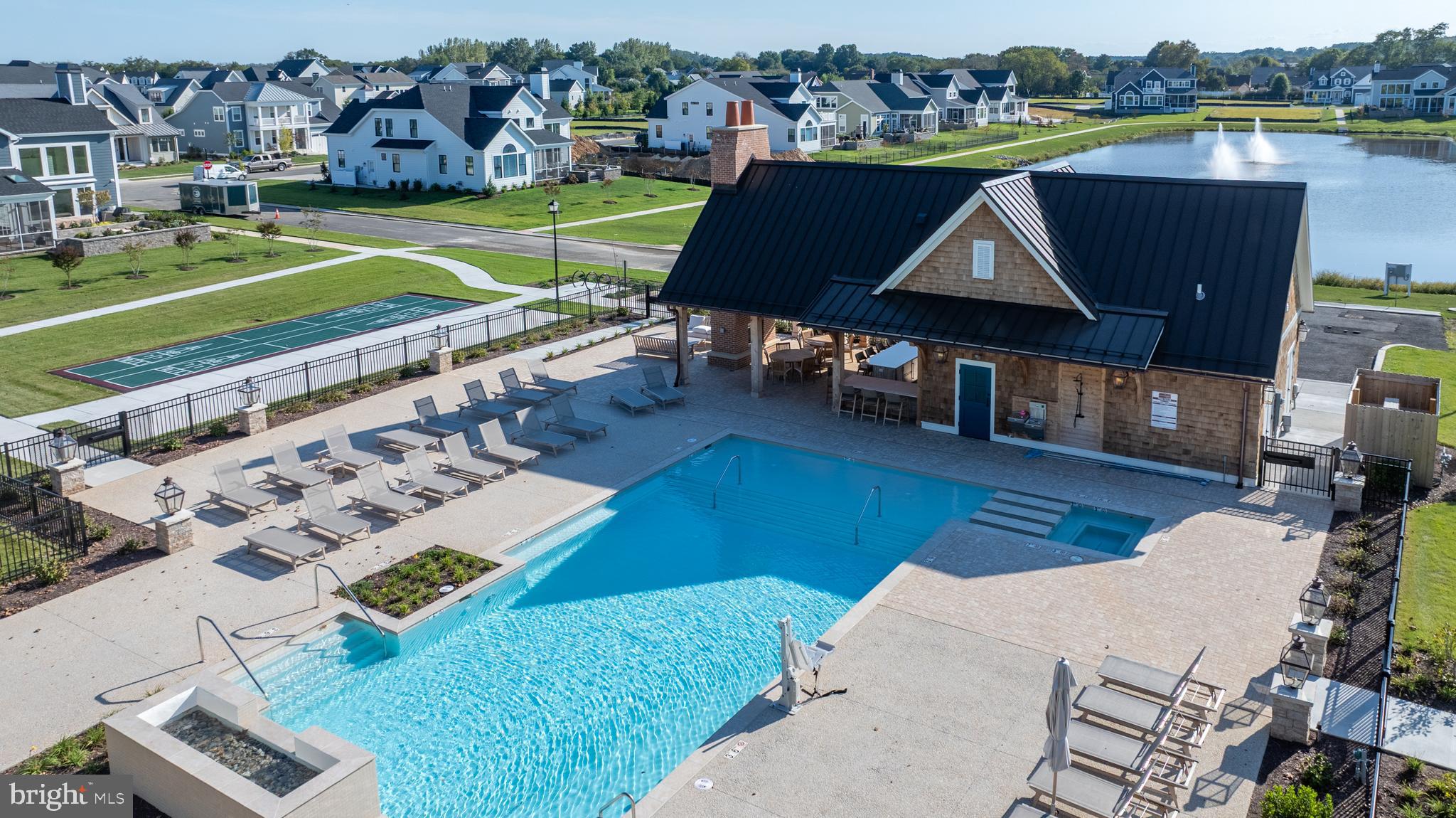 OLDE TOWN - Residential