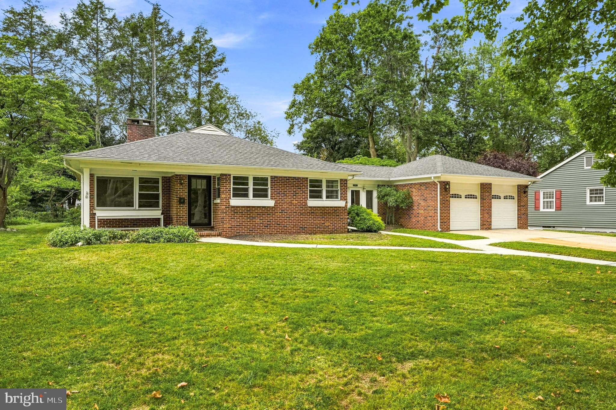 38 EVELYN AVENUE