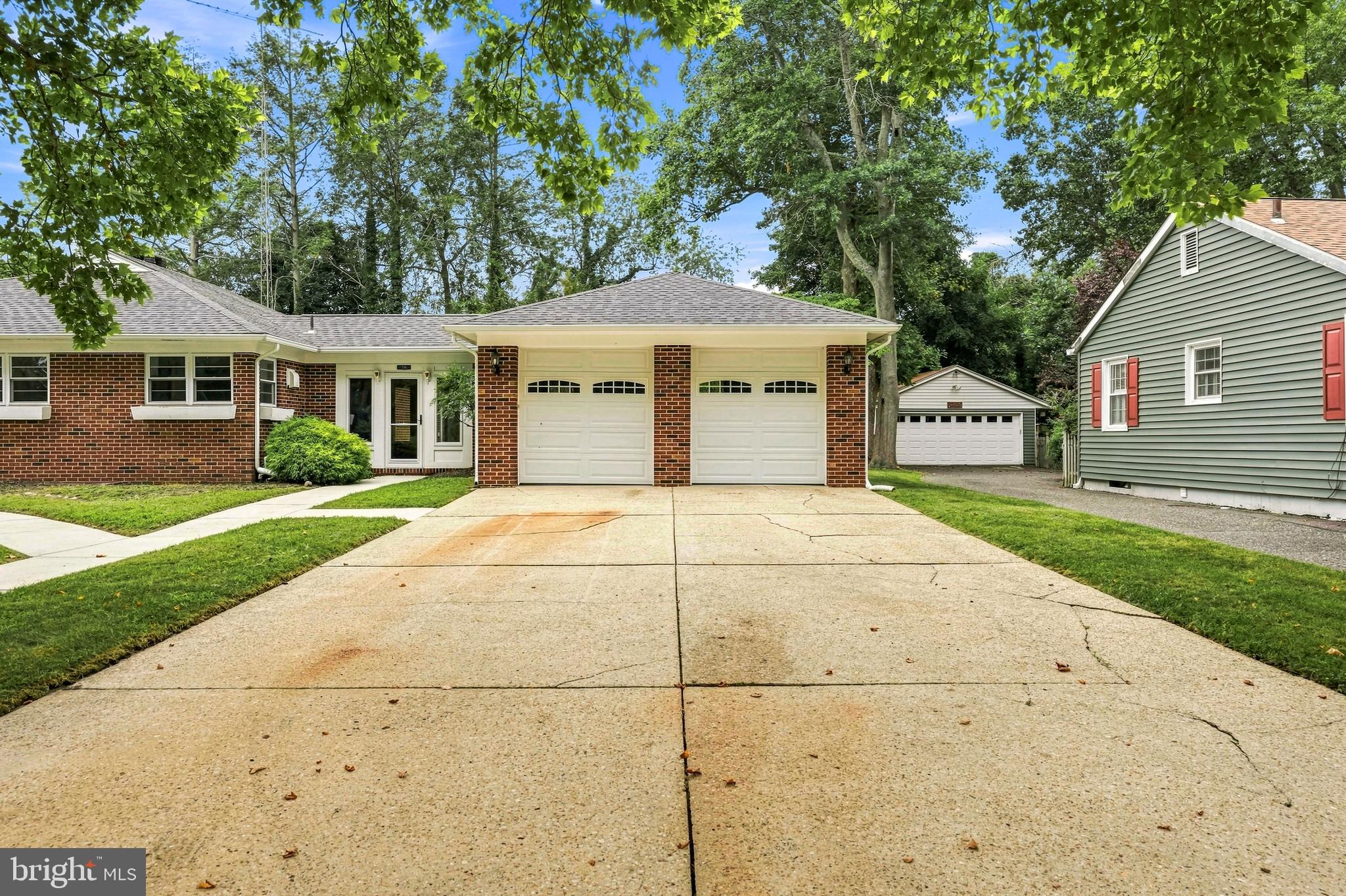 38 EVELYN AVENUE