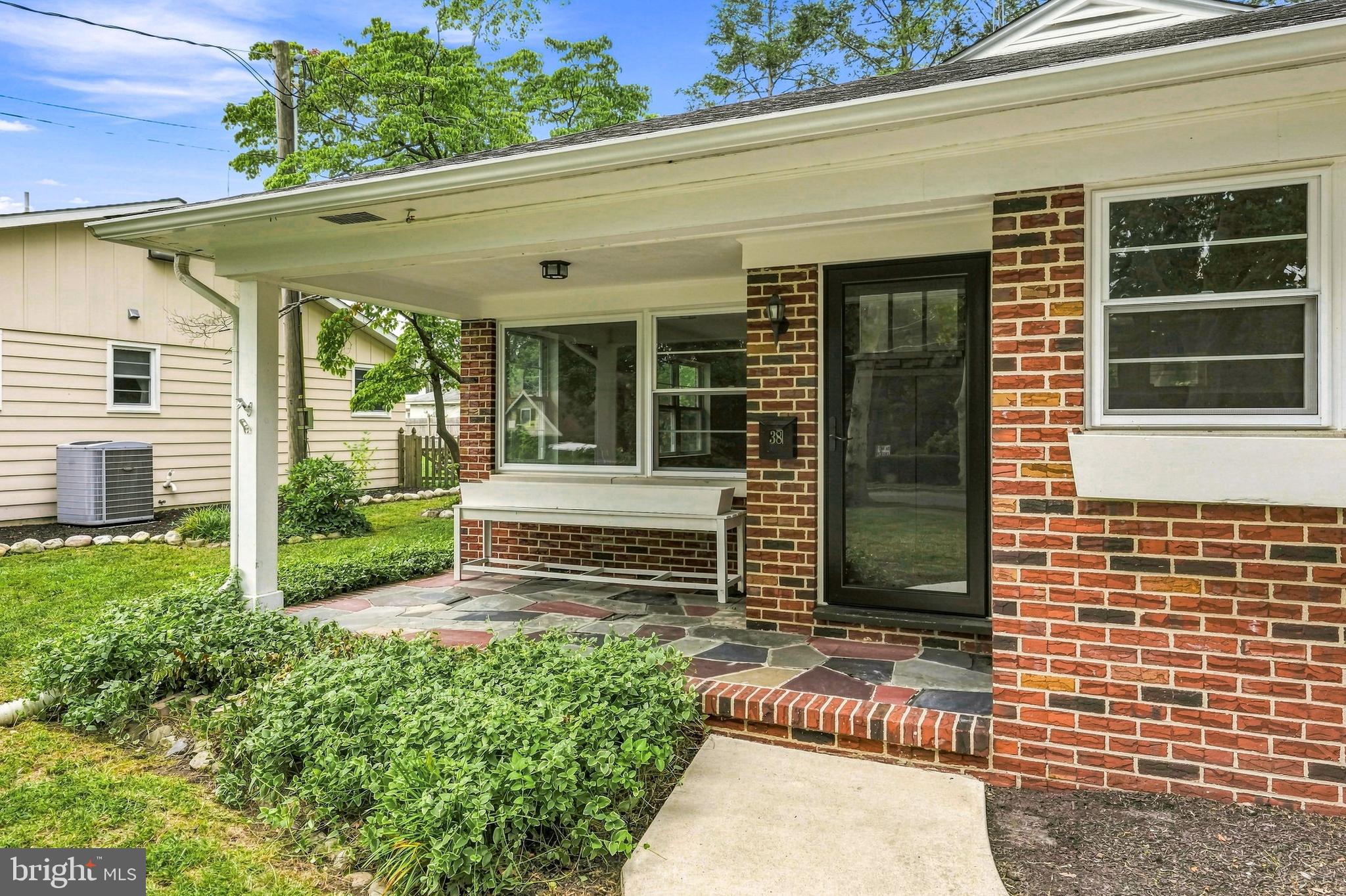 38 EVELYN AVENUE