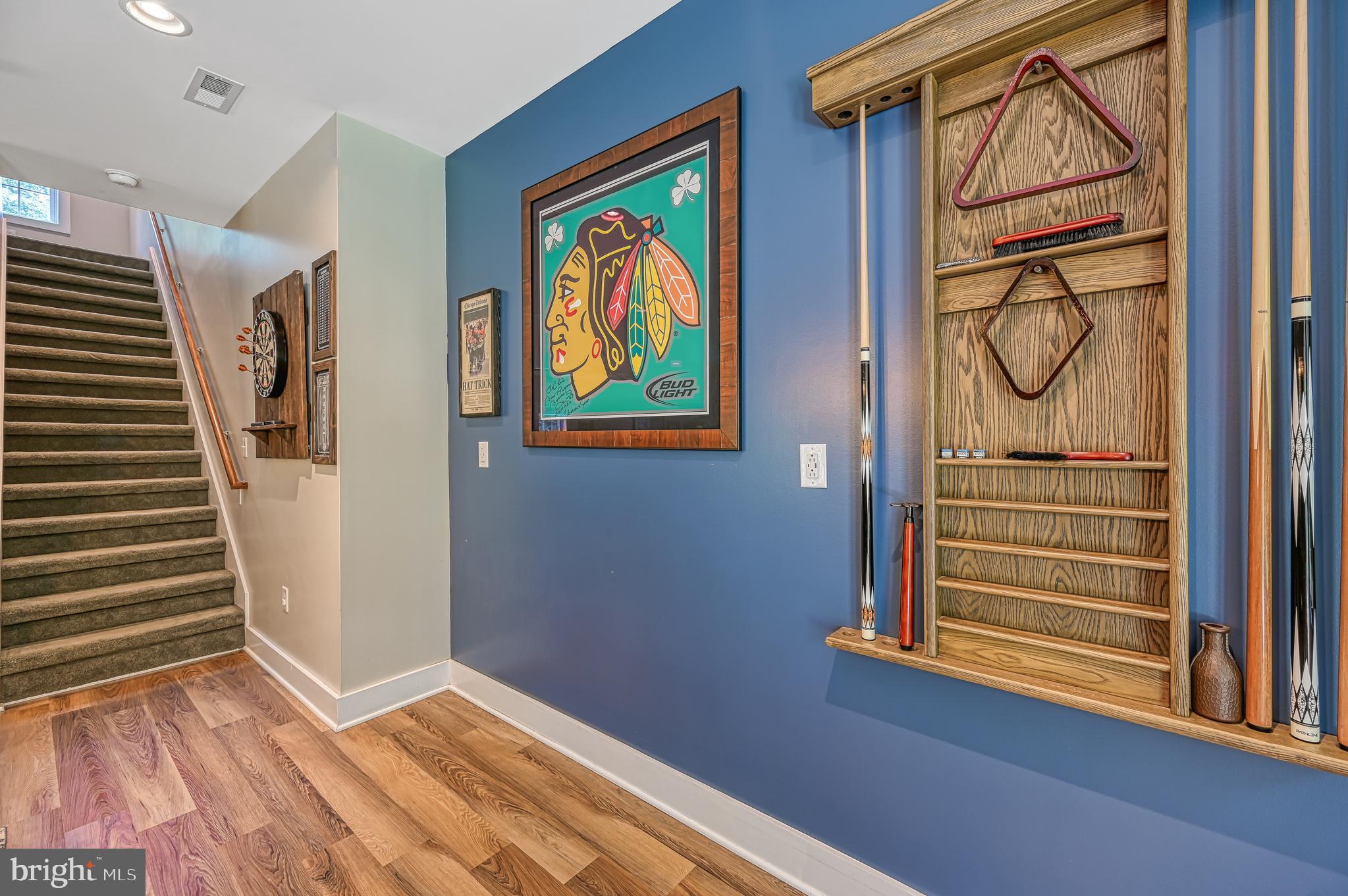 SHOREWOOD - Residential