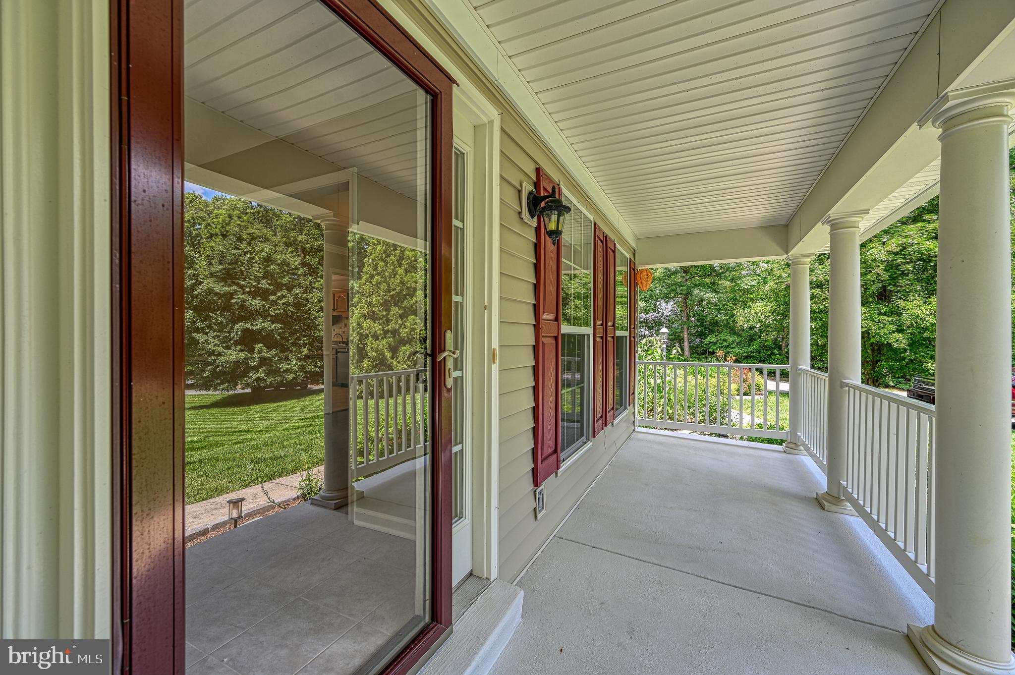 SHOREWOOD - Residential