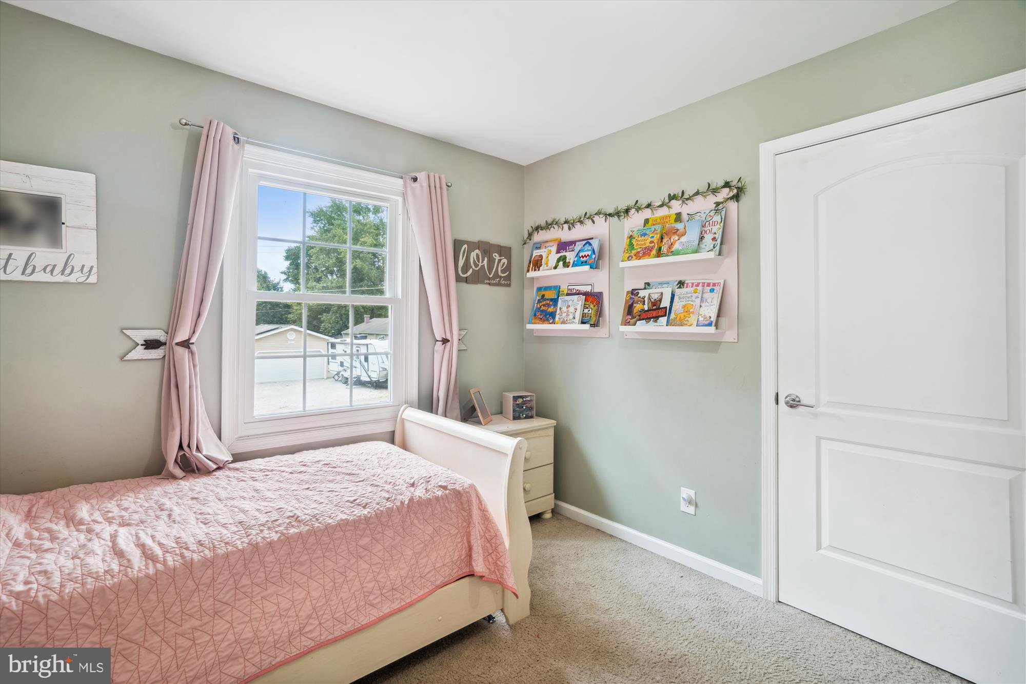 PARADISE BEACH - Residential