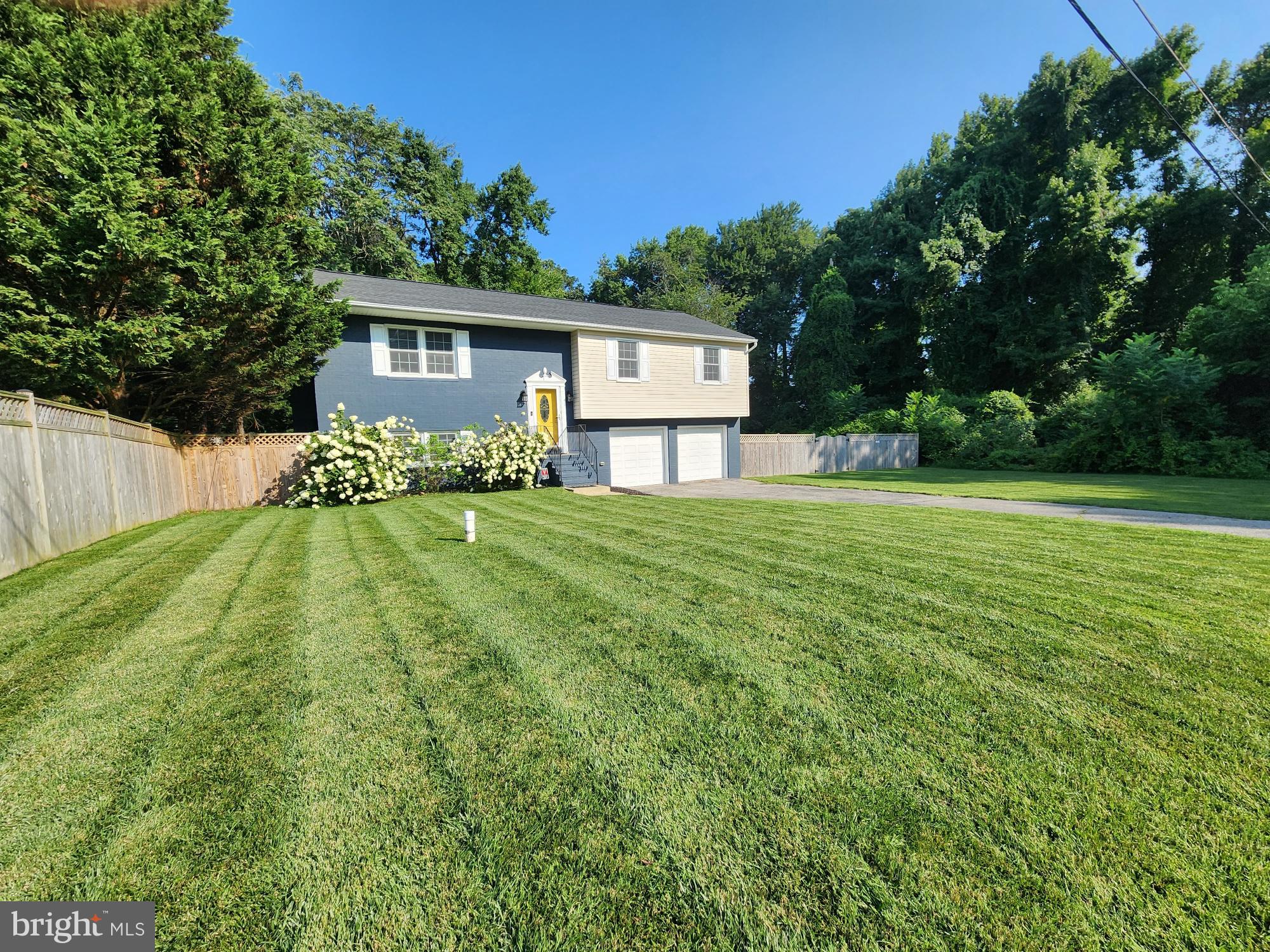 PARADISE BEACH - Residential