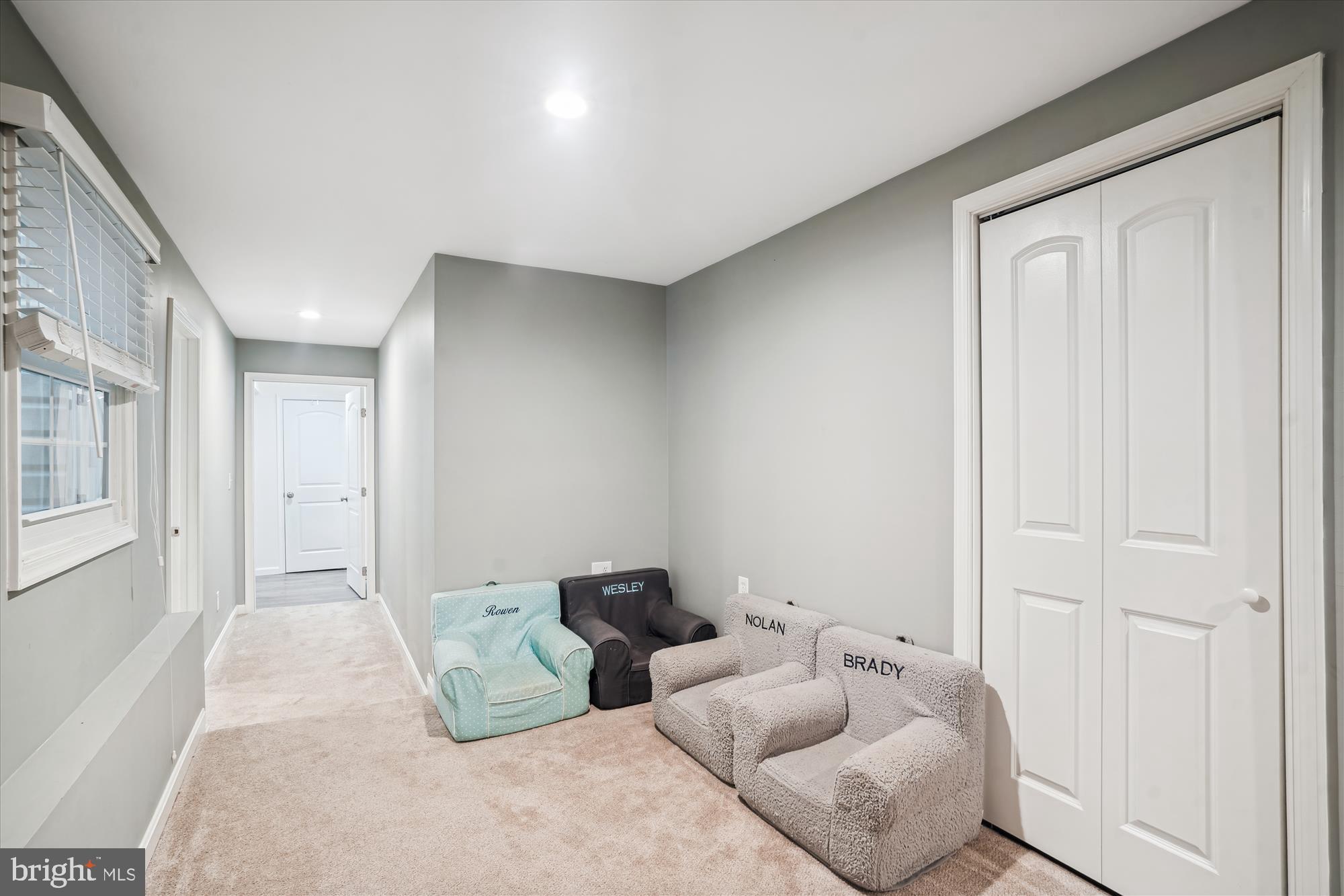 PARADISE BEACH - Residential