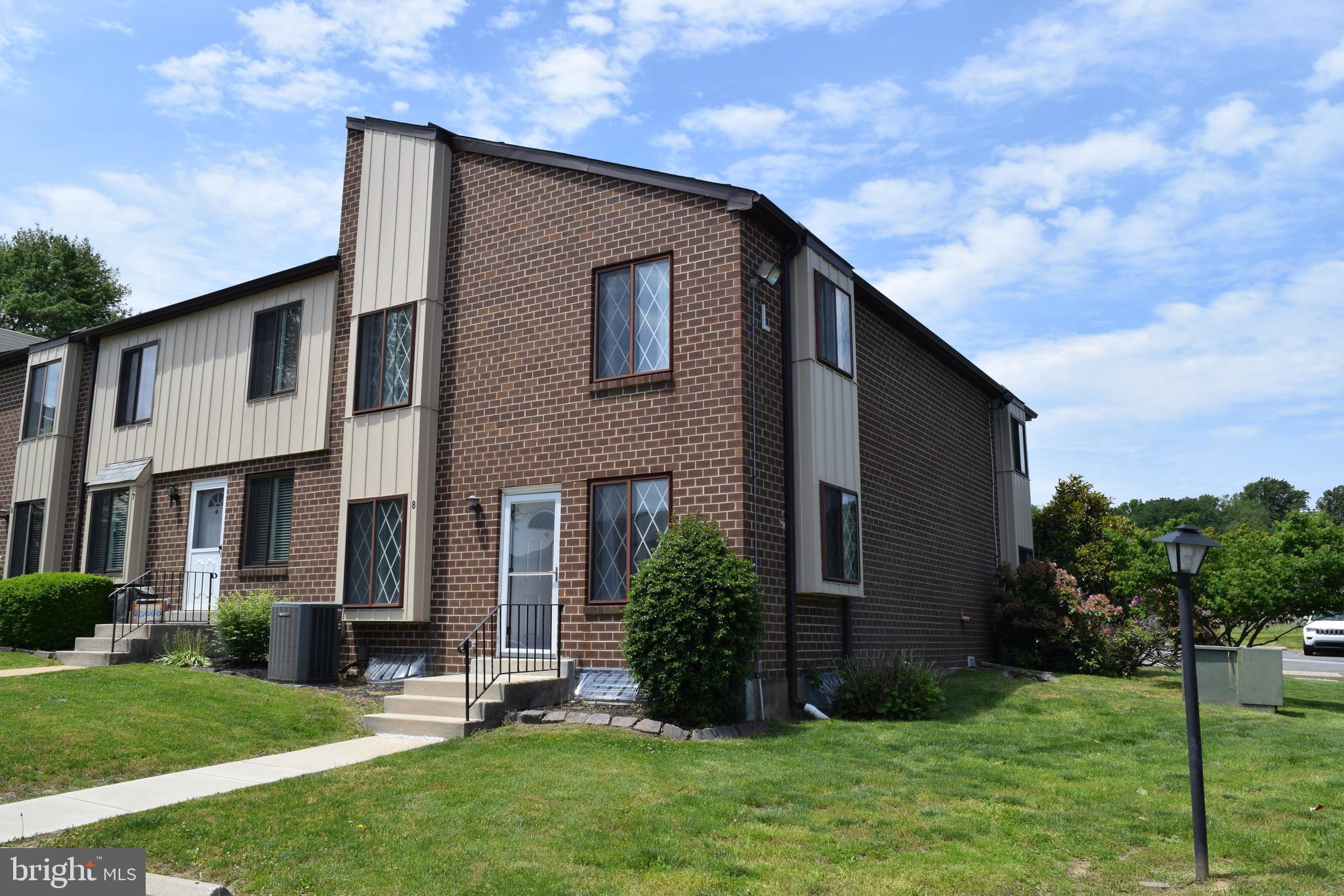 Great opportunity to own an END Unit in the sought after community of Hilltop. This unit is a 2 Bedroom 1 1/2 Bathroom with a Finished Basement. The 1st Floor has Beautiful Hard Wood Flooring filled with Tons of Natural Sunlight and features a Living Room, Dining Room & Kitchen which are perfect for entertaining plus a 1/2 Bath and Laundry Area. The 2nd Floor Features 2 Bedrooms and a Full bathroom. The full basement is finished with a bonus storage room. This Home is in Move-In-Condition!! Within walking distance to many shops including Starbucks and Lowe's. Close drive to the train to Phila, Phila Airport, Linvilla Farm/Orchard, DE, NJ. You Don't Want to miss This one so Schedule your Appointment Today!!!