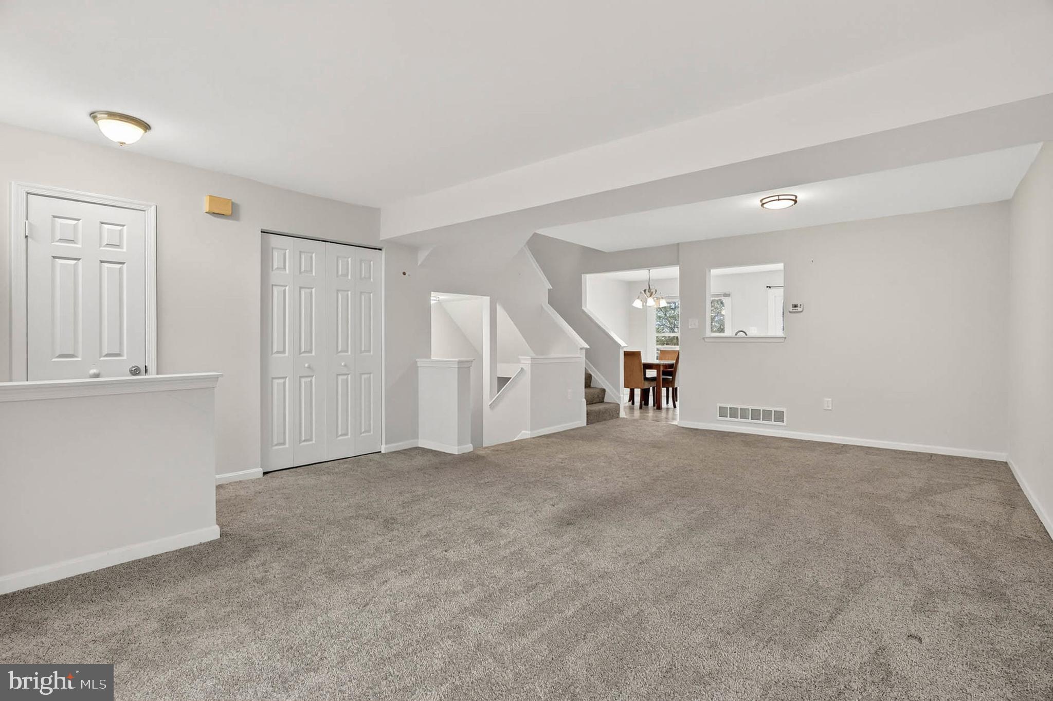 TOLL HOUSE - Residential Lease