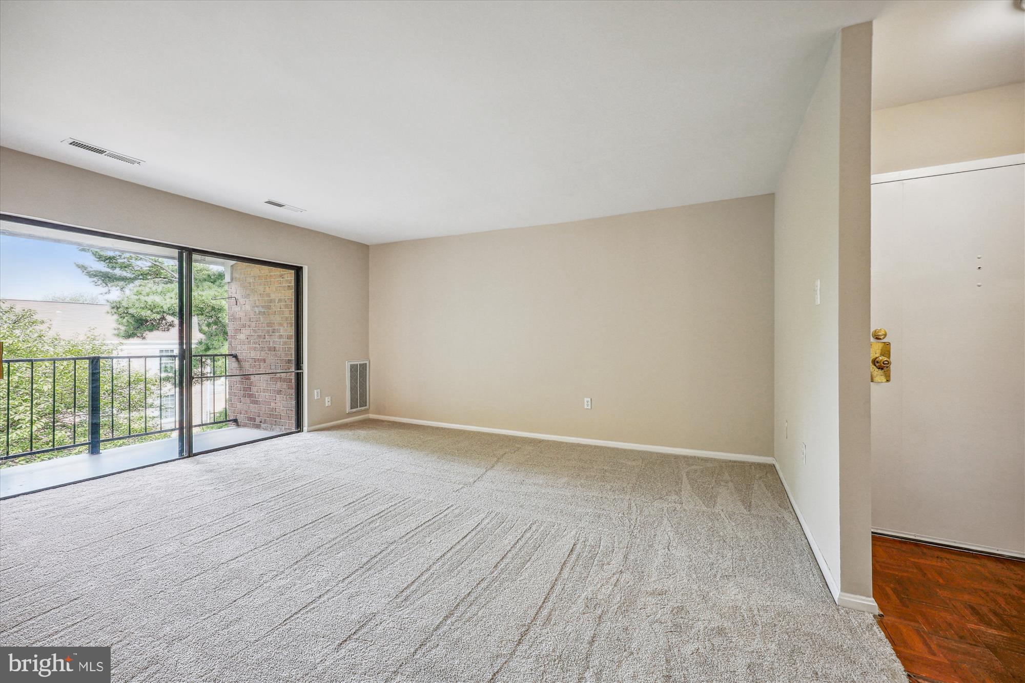 DIAMOND FARM - Residential