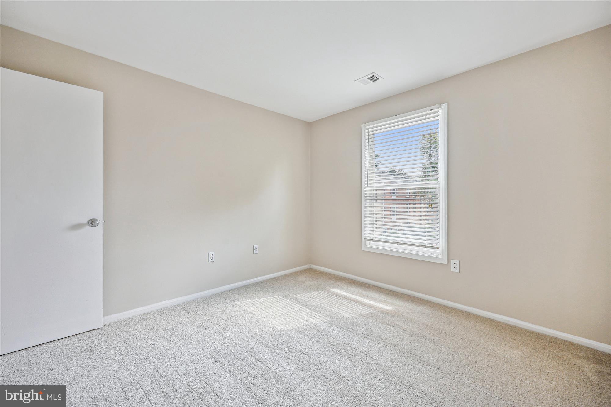 DIAMOND FARM - Residential