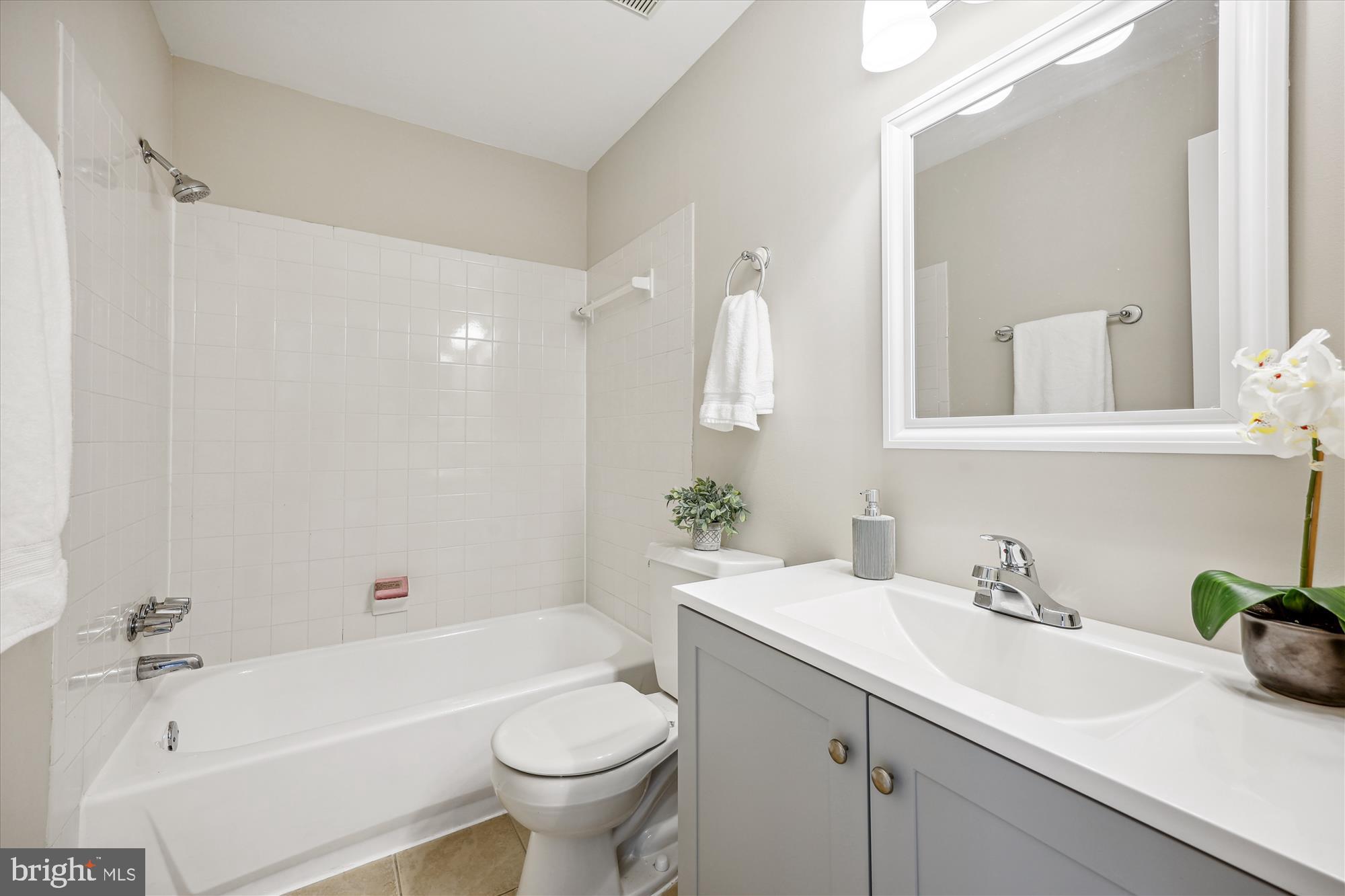 DIAMOND FARM - Residential