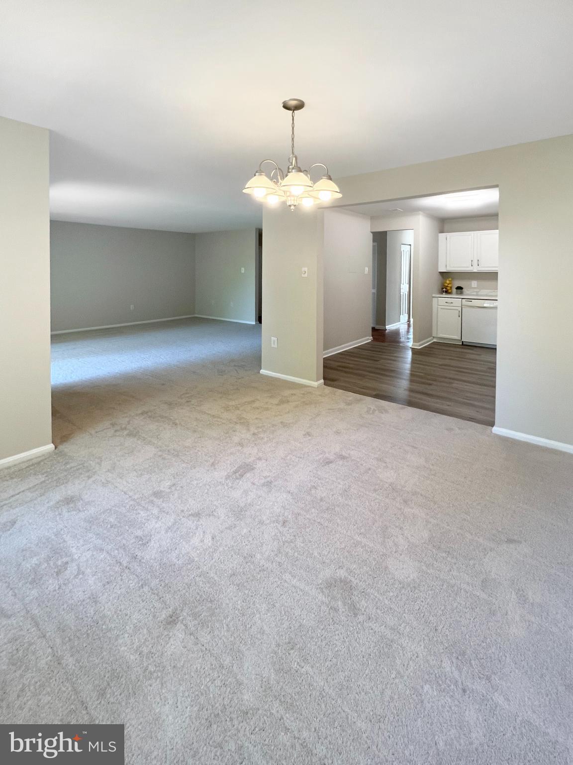 DIAMOND FARM - Residential