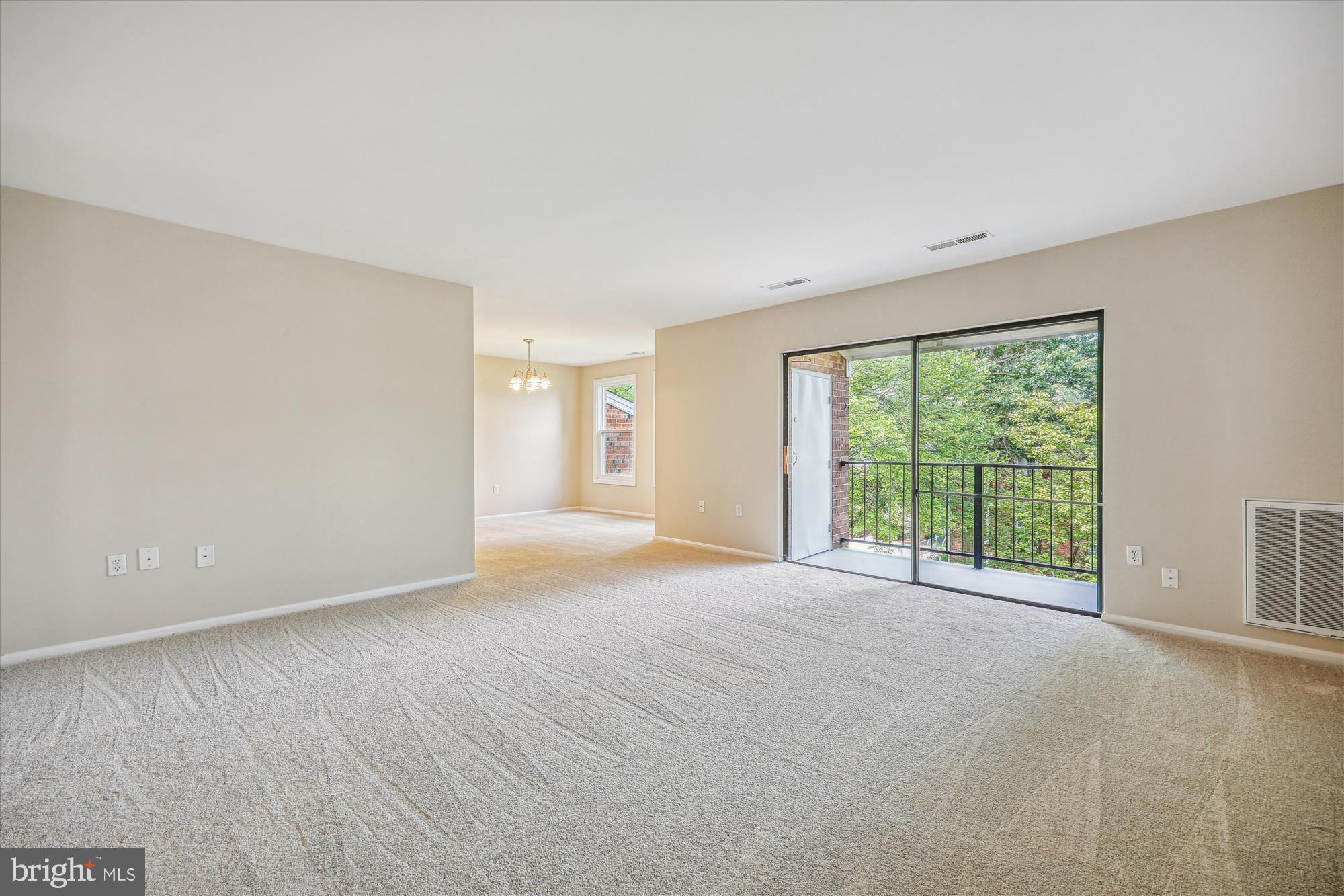 DIAMOND FARM - Residential