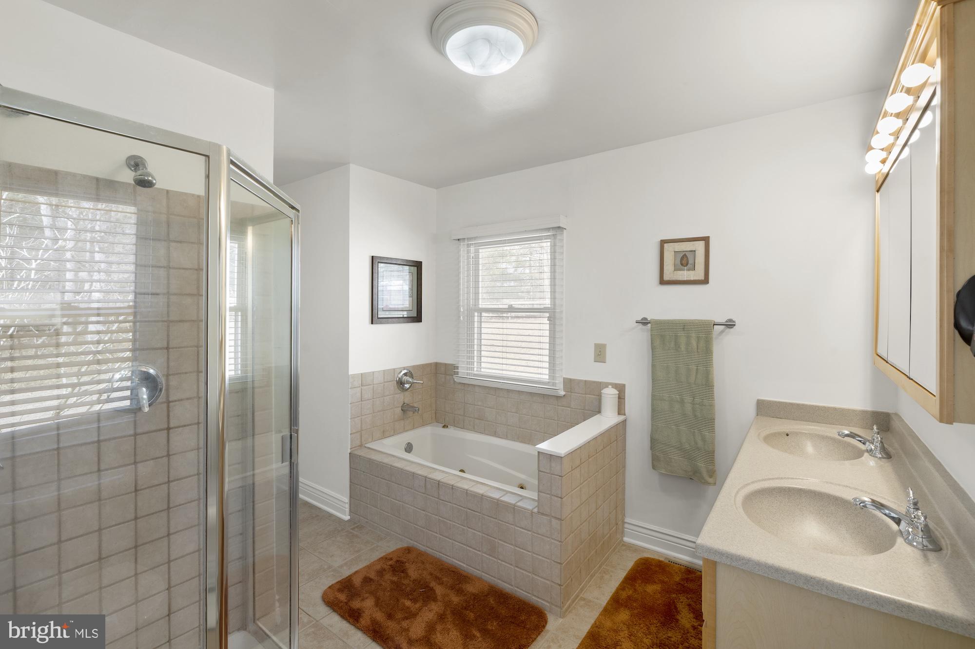 RED OAK HILLS - Residential