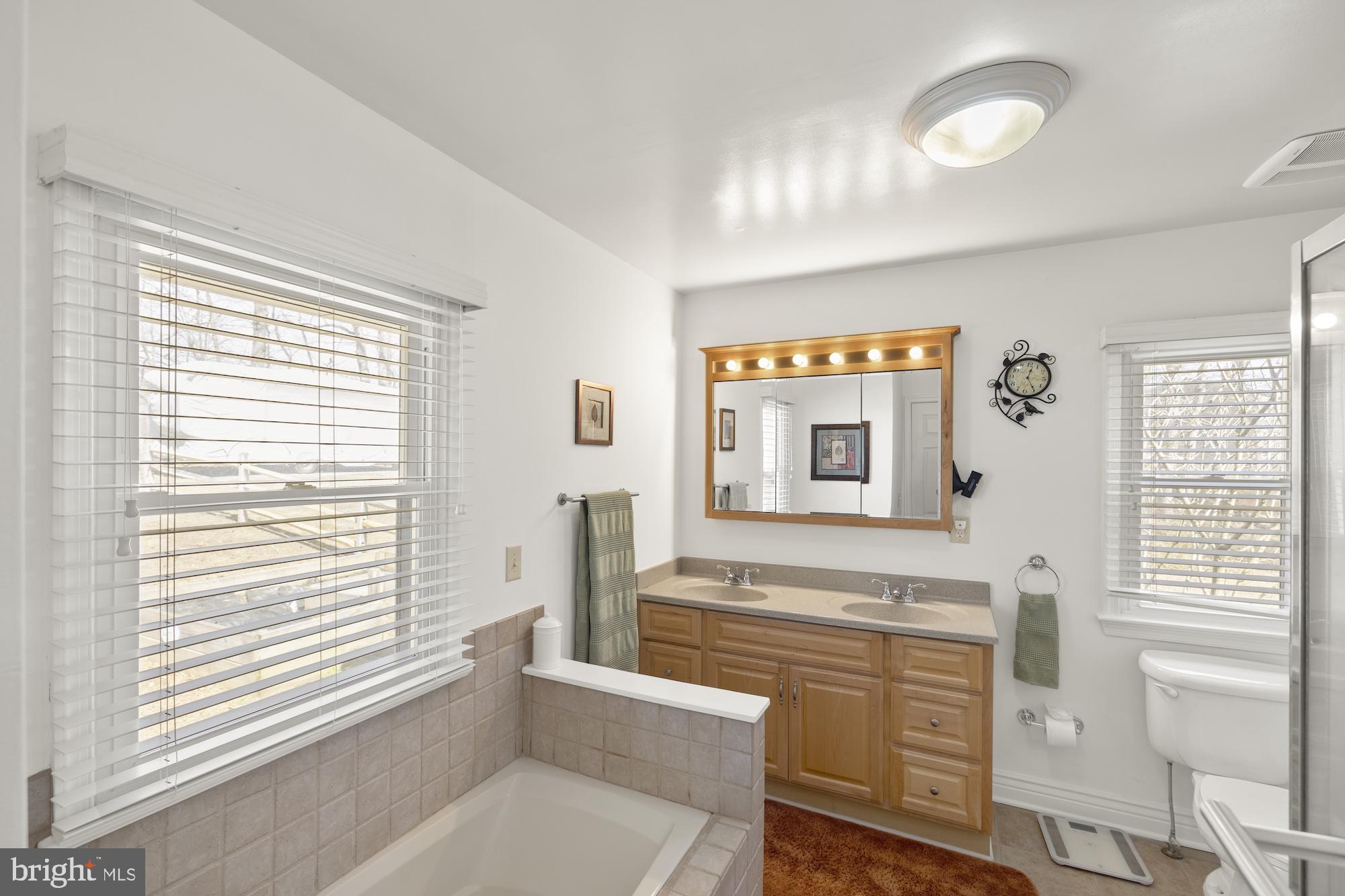 RED OAK HILLS - Residential