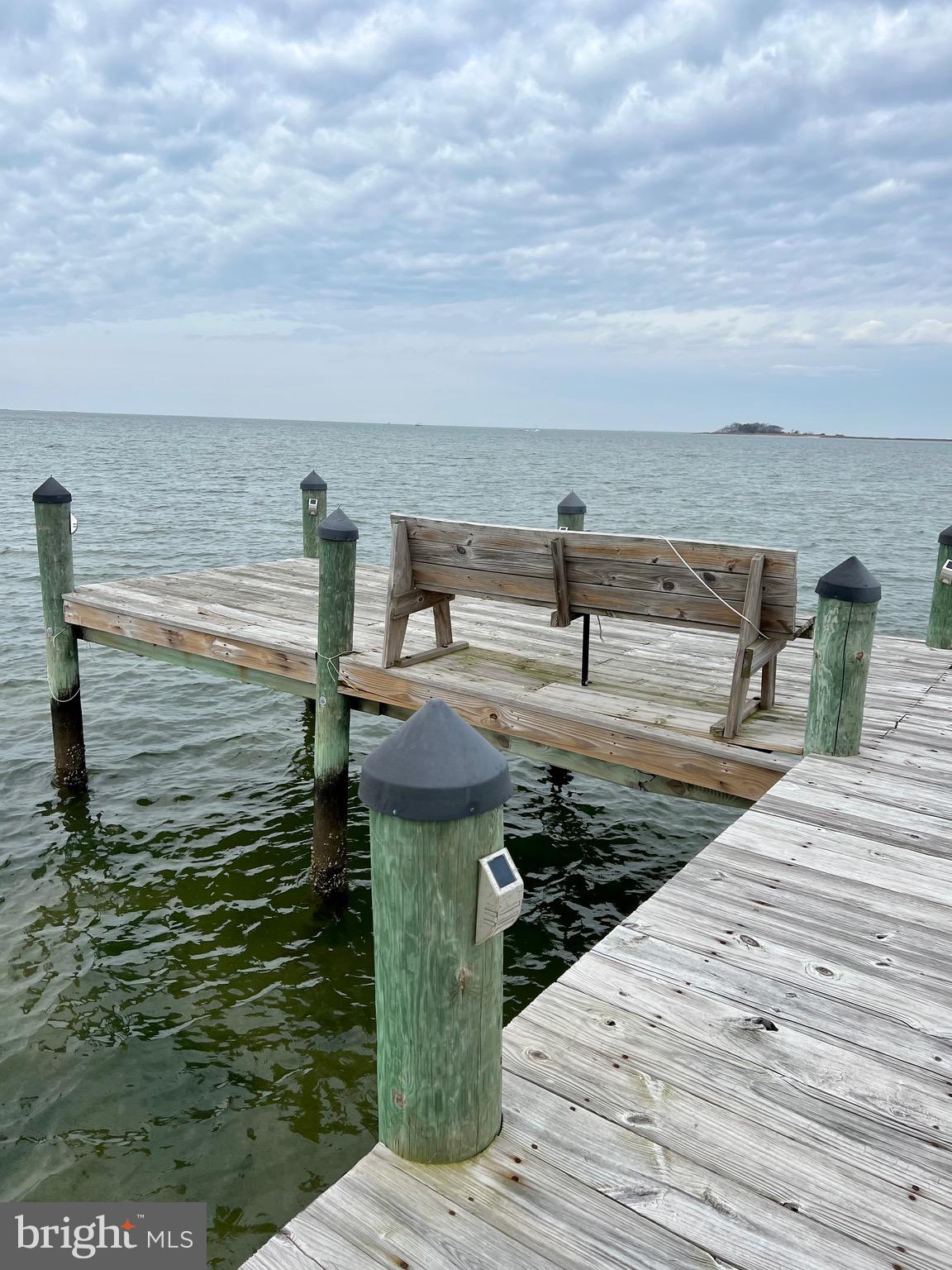 HAMMOCK POINTE - Residential