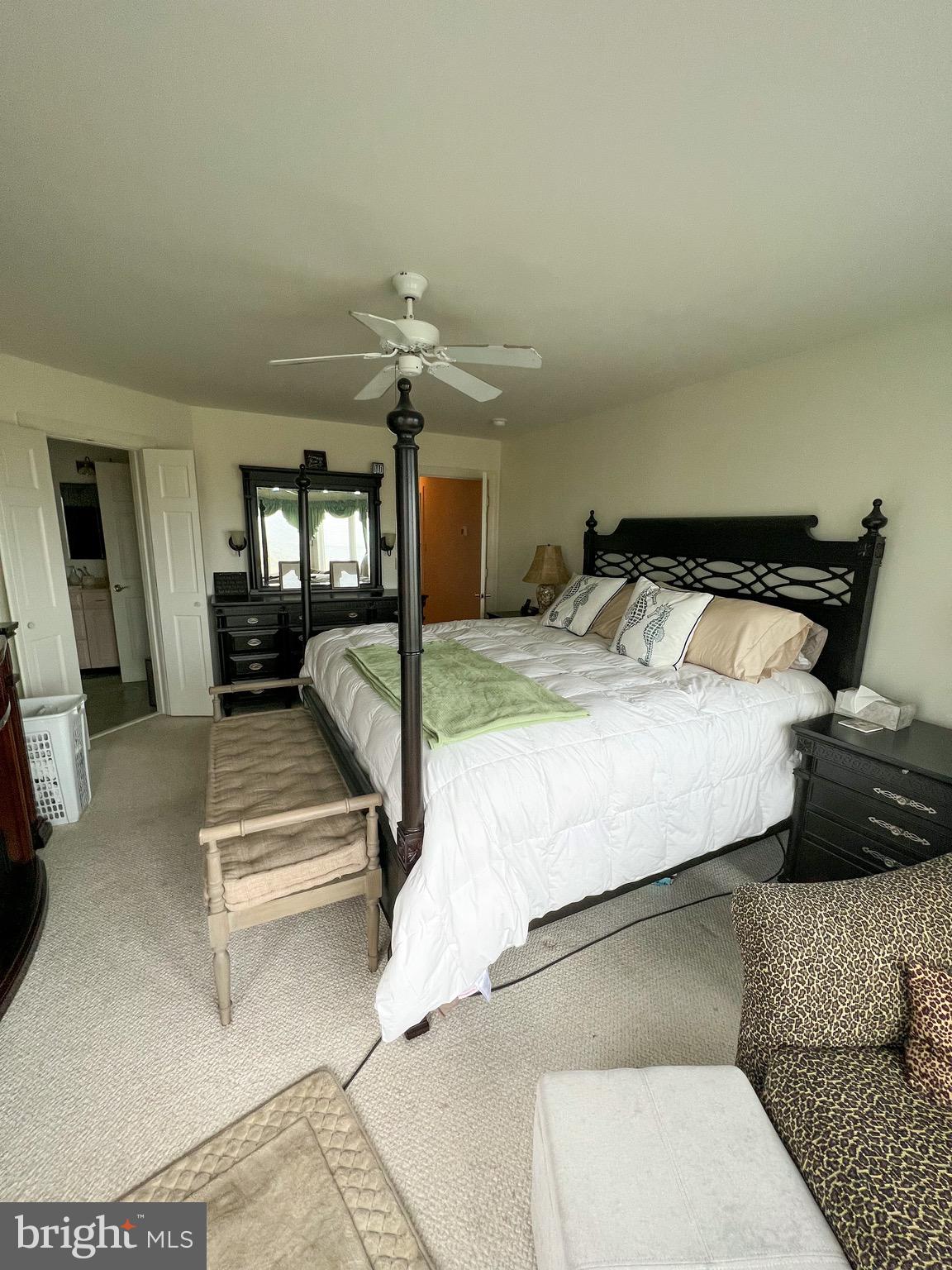 HAMMOCK POINTE - Residential