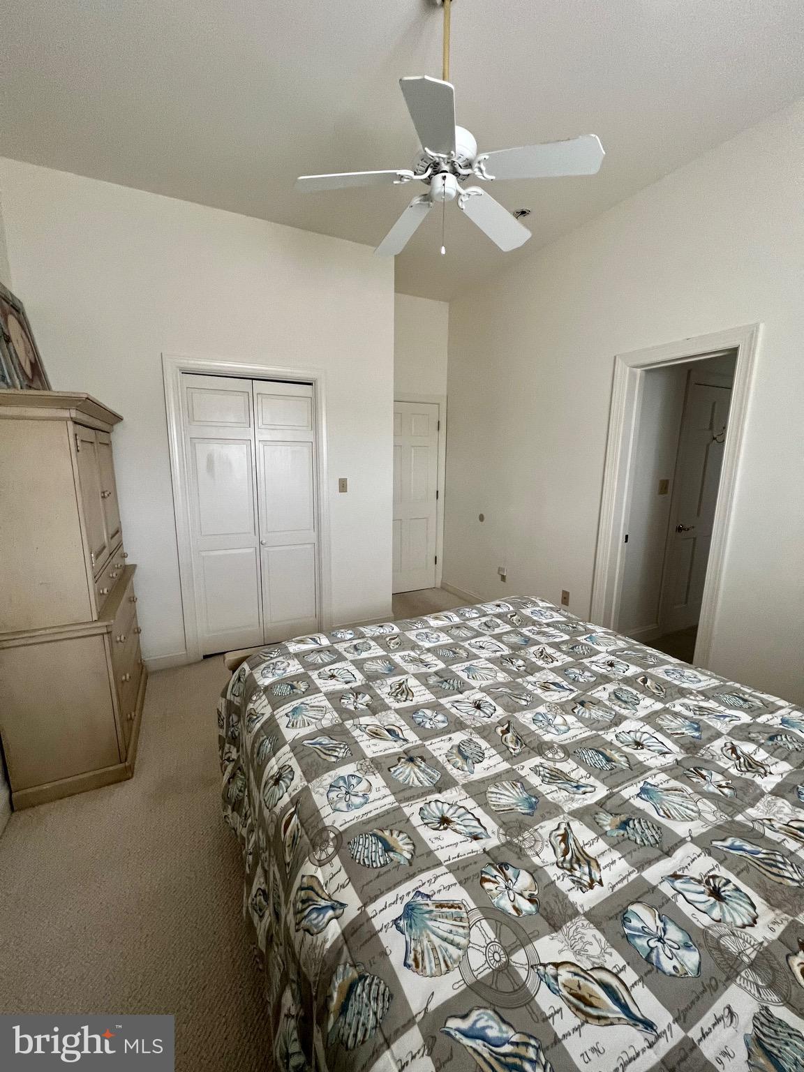 HAMMOCK POINTE - Residential