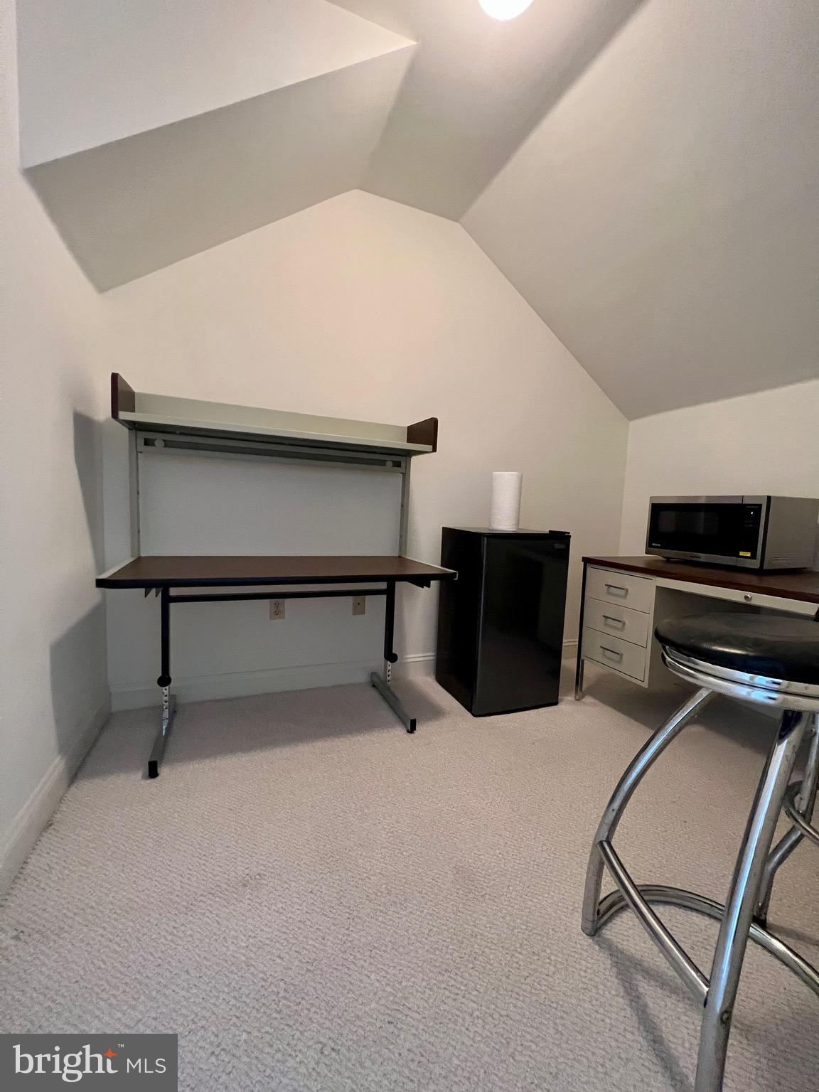 HAMMOCK POINTE - Residential