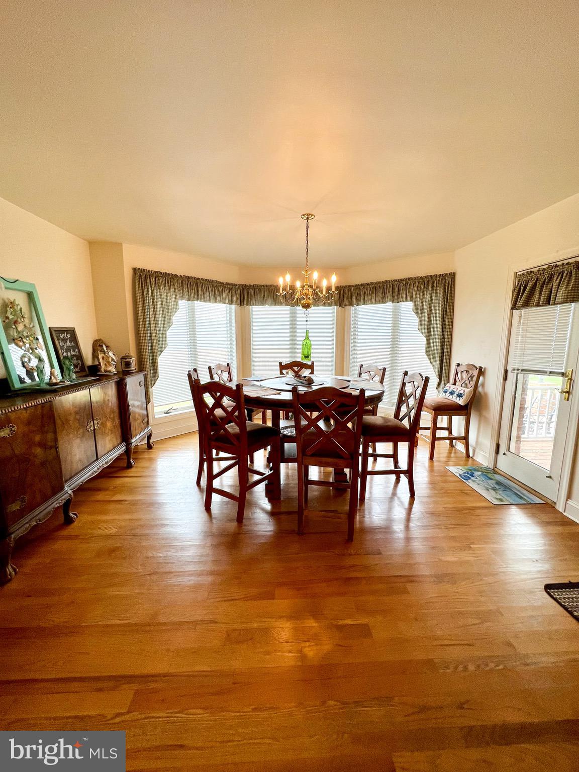 HAMMOCK POINTE - Residential