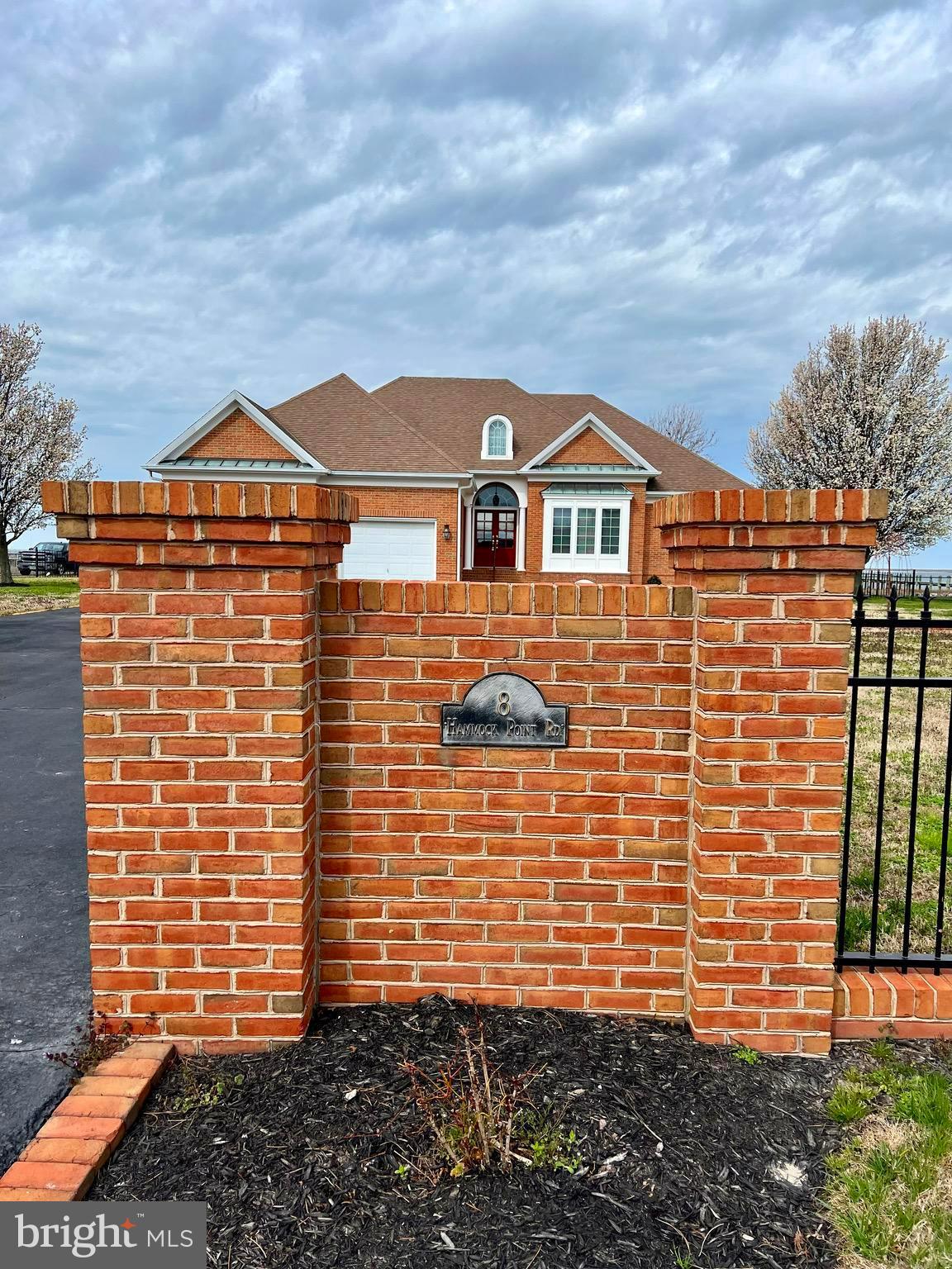 HAMMOCK POINTE - Residential